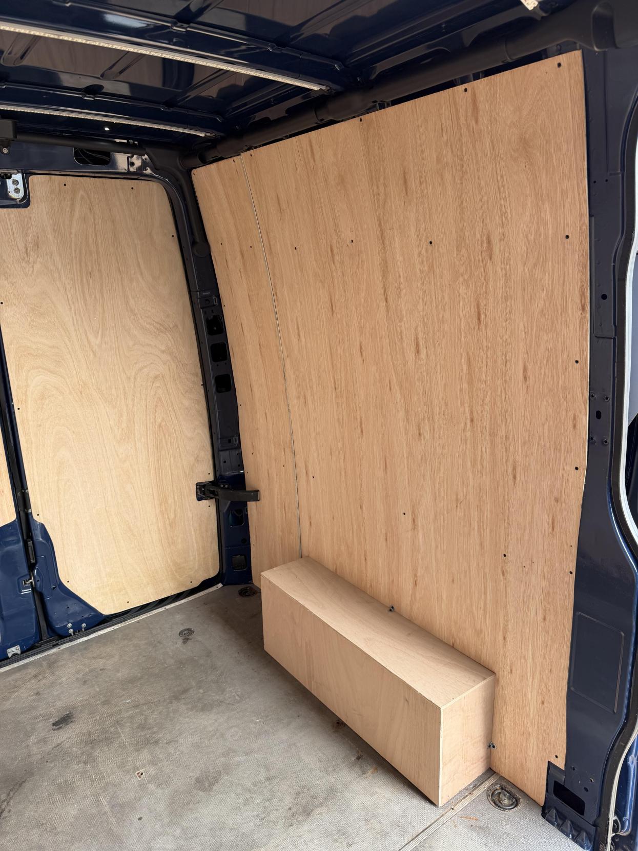 2019 Mercedes-Benz Sprinter 2.1 316 CDI Panel Van 5dr Diesel Manual RWD L2 H2 Euro 6 (163 ps) - Thumbnail 34