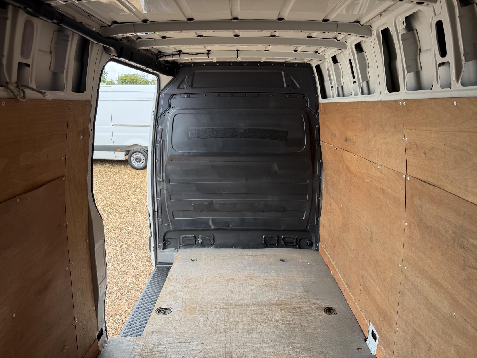 2015 Mercedes-Benz Sprinter 2.1 313 CDi Panel Van 4dr Diesel Manual RWD L3 H3 (129 bhp) - Thumbnail 33