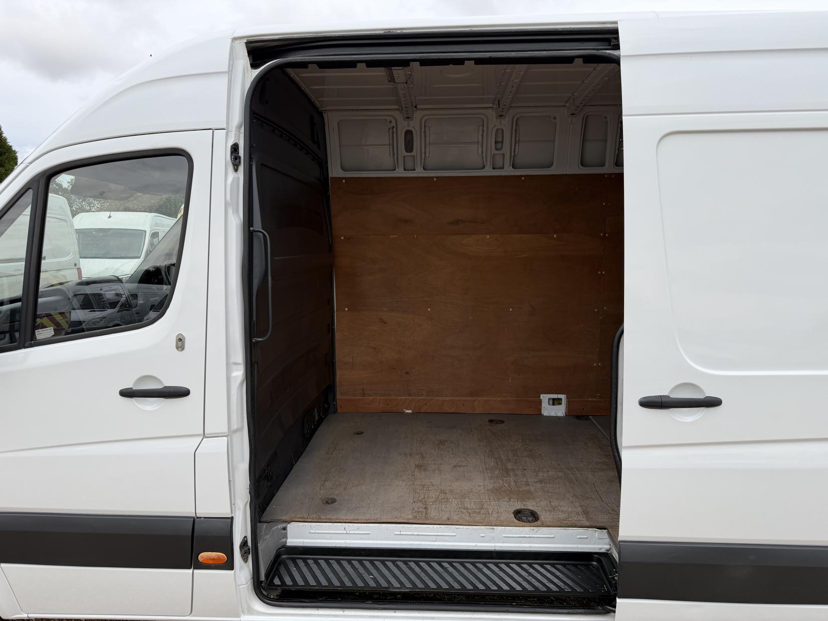 2015 Mercedes-Benz Sprinter 2.1 313 CDi Panel Van 4dr Diesel Manual RWD L3 H3 (129 bhp) - Thumbnail 26