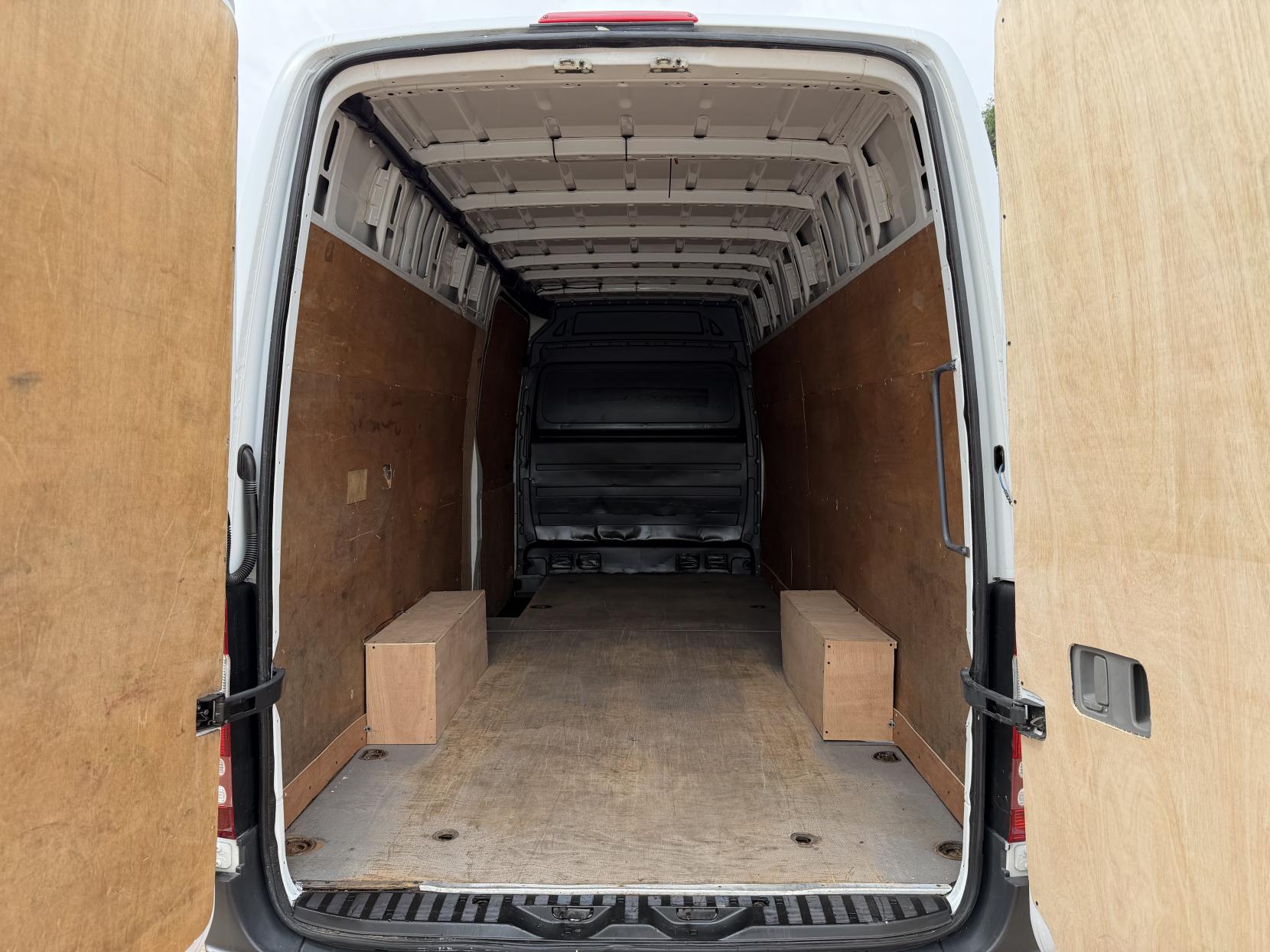 2015 Mercedes-Benz Sprinter 2.1 313 CDi Panel Van 4dr Diesel Manual RWD L3 H3 (129 bhp) - Thumbnail 3