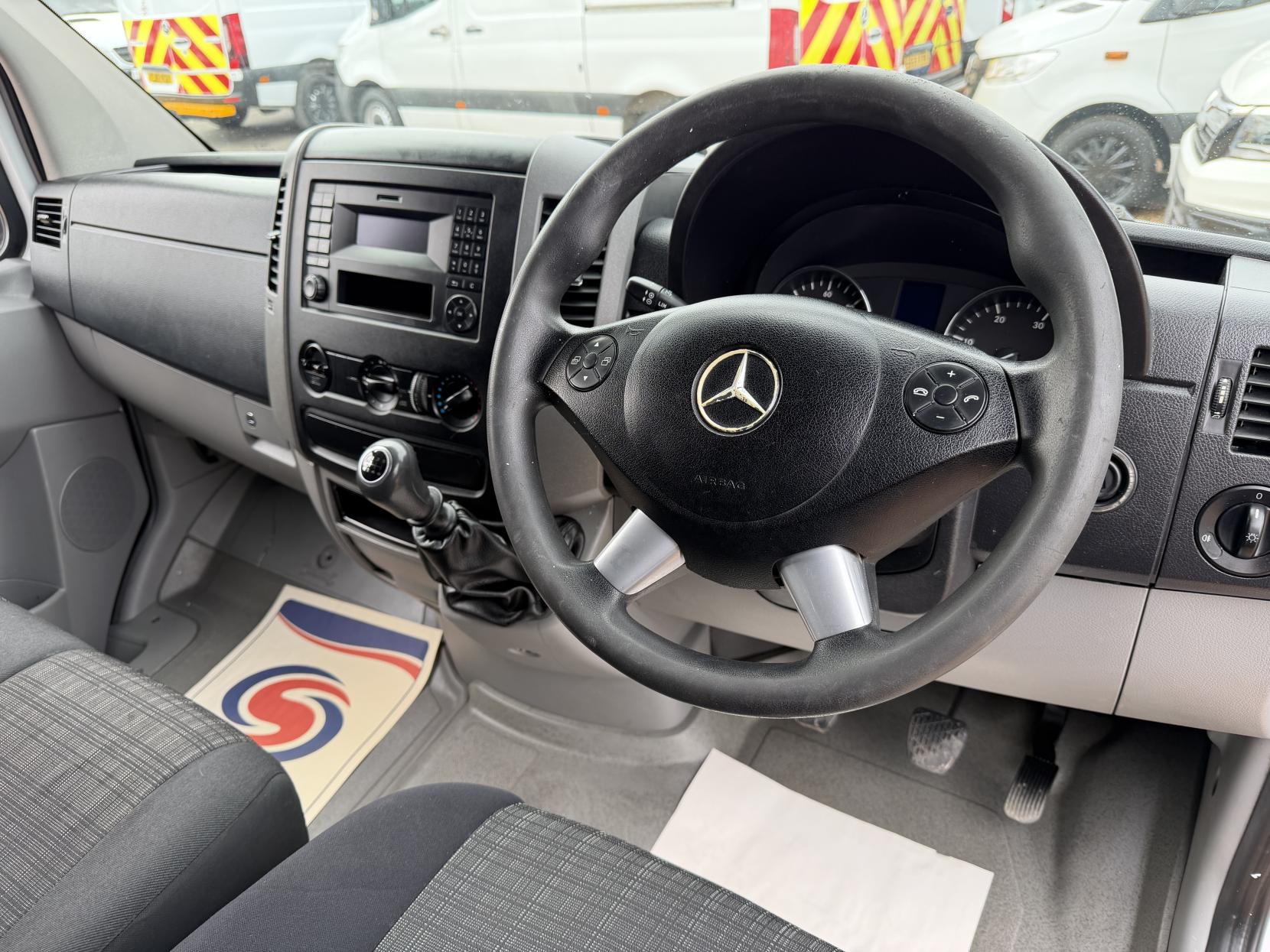 2015 Mercedes-Benz Sprinter 2.1 313 CDi Panel Van 4dr Diesel Manual RWD L3 H3 (129 bhp) - Thumbnail 2