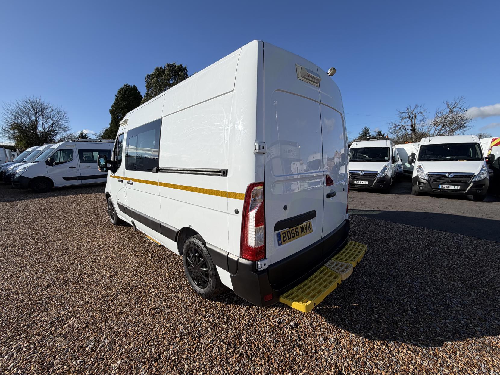 Vauxhall Movano 2.3 CDTi 3500 Panel Van 5dr Diesel Manual FWD L2 H2 Euro 6 (130 ps)