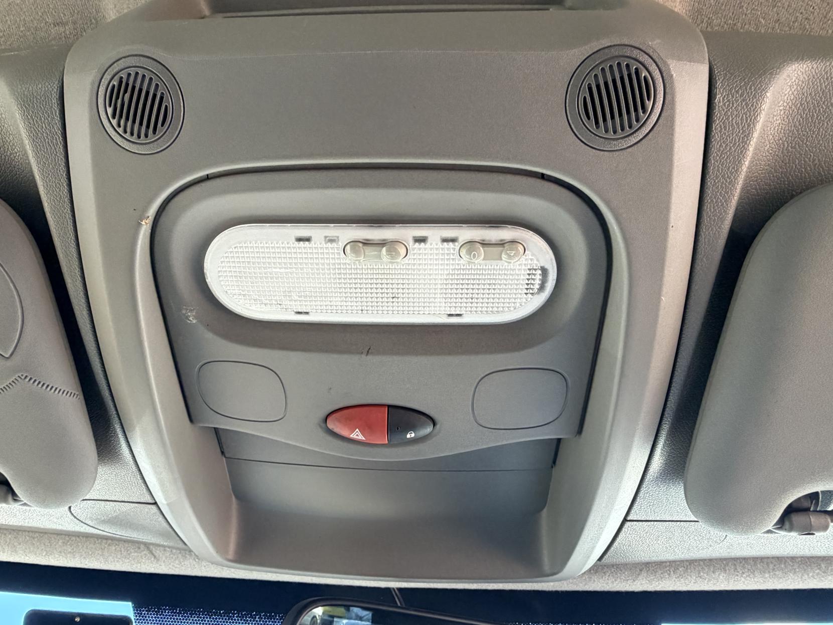 Vauxhall Movano 2.3 CDTi 3500 Panel Van 5dr Diesel Manual FWD L2 H2 Euro 6 (130 ps)