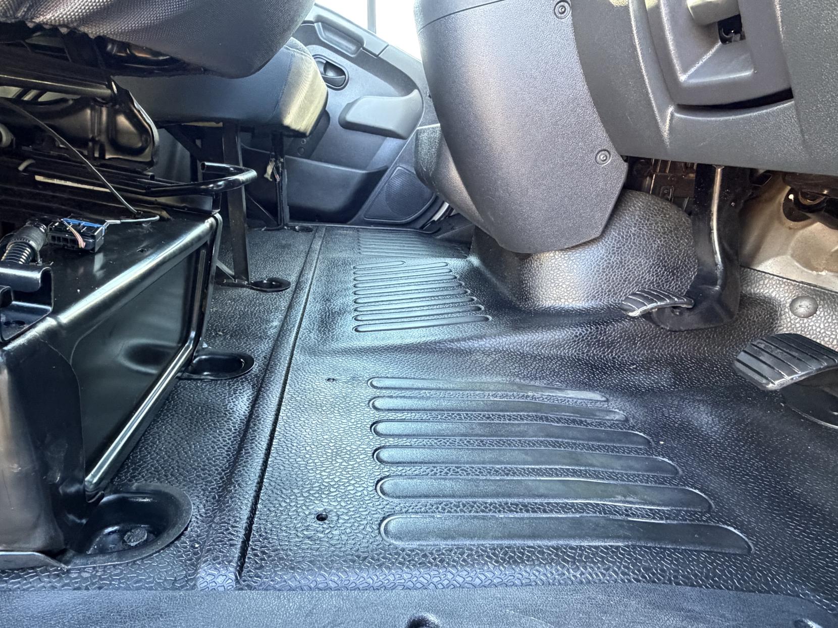 Vauxhall Movano 2.3 CDTi 3500 Panel Van 5dr Diesel Manual FWD L2 H2 Euro 6 (130 ps)