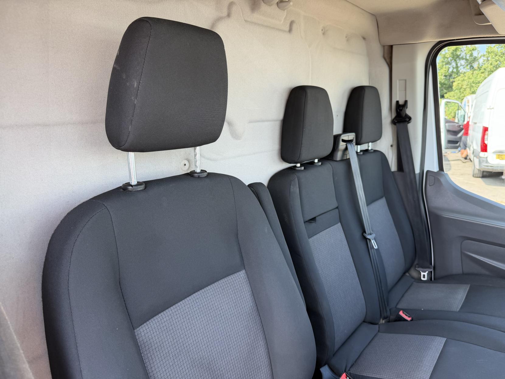 2021 Ford Transit 2.0 350 EcoBlue Leader Panel Van 5dr Diesel Manual RWD L3 H2 Euro 6 (s/s) (130 ps) - Thumbnail 14
