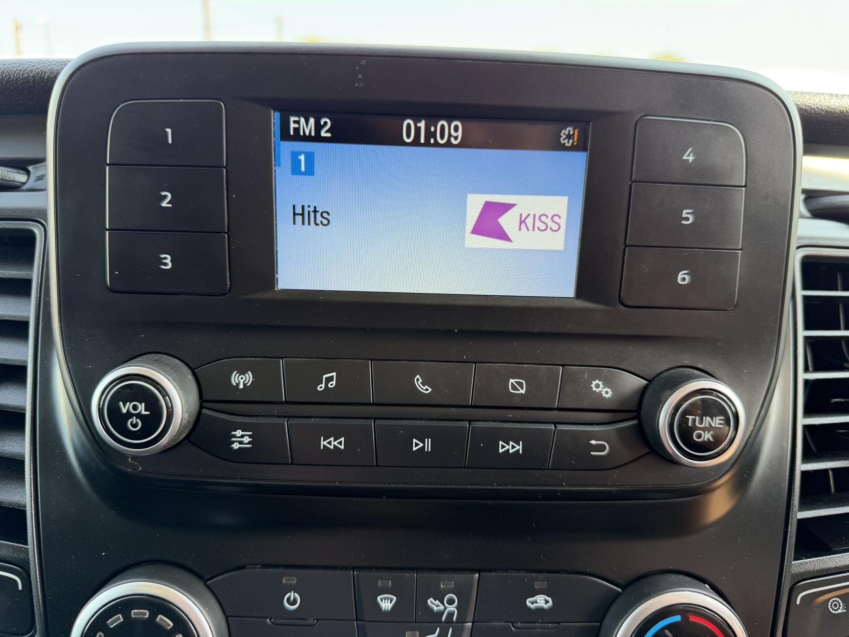 2021 Ford Transit 2.0 350 EcoBlue Leader Panel Van 5dr Diesel Manual RWD L3 H2 Euro 6 (s/s) (130 ps) - Thumbnail 22