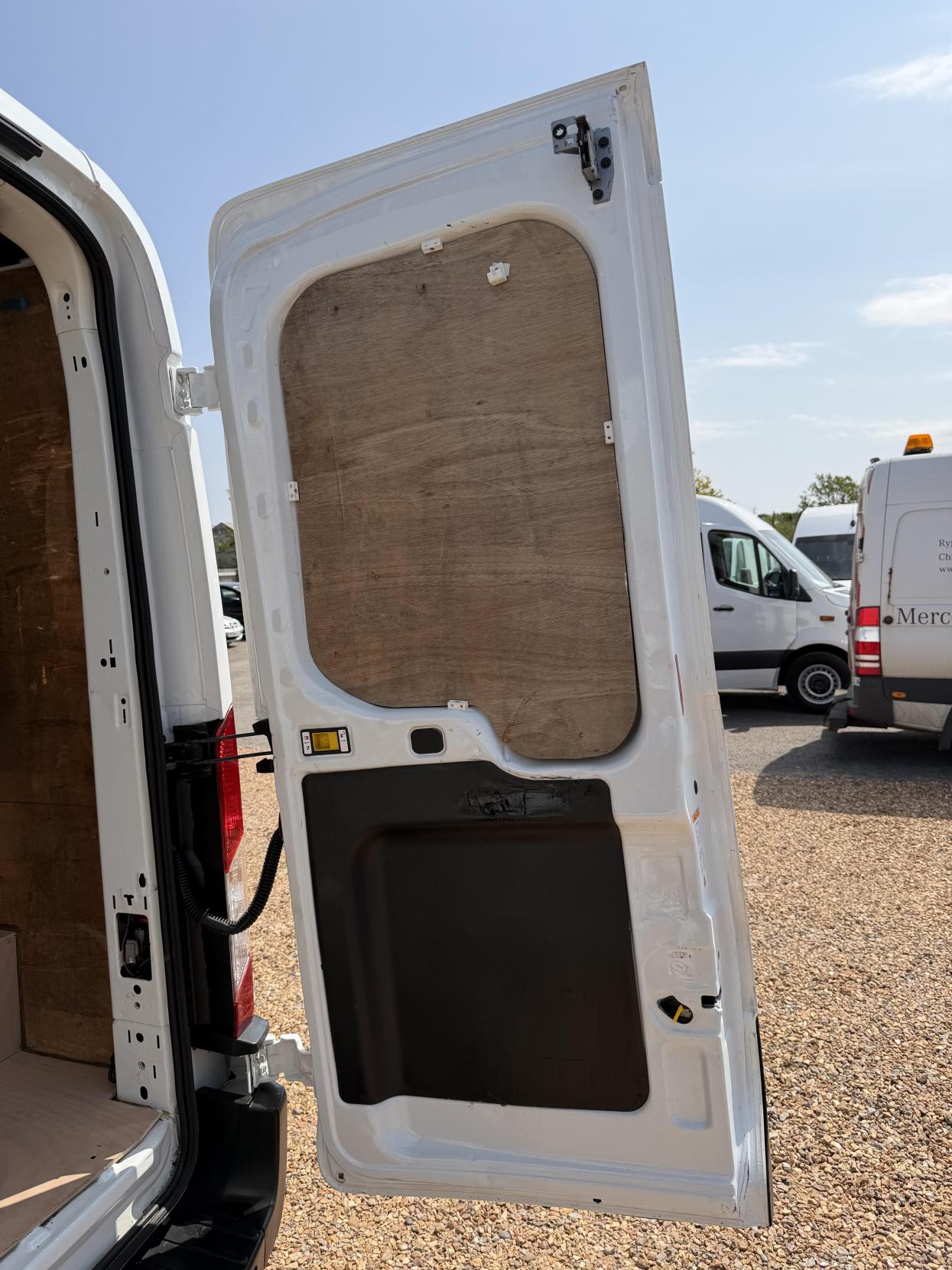 2021 Ford Transit 2.0 350 EcoBlue Leader Panel Van 5dr Diesel Manual RWD L3 H2 Euro 6 (s/s) (130 ps) - Thumbnail 46