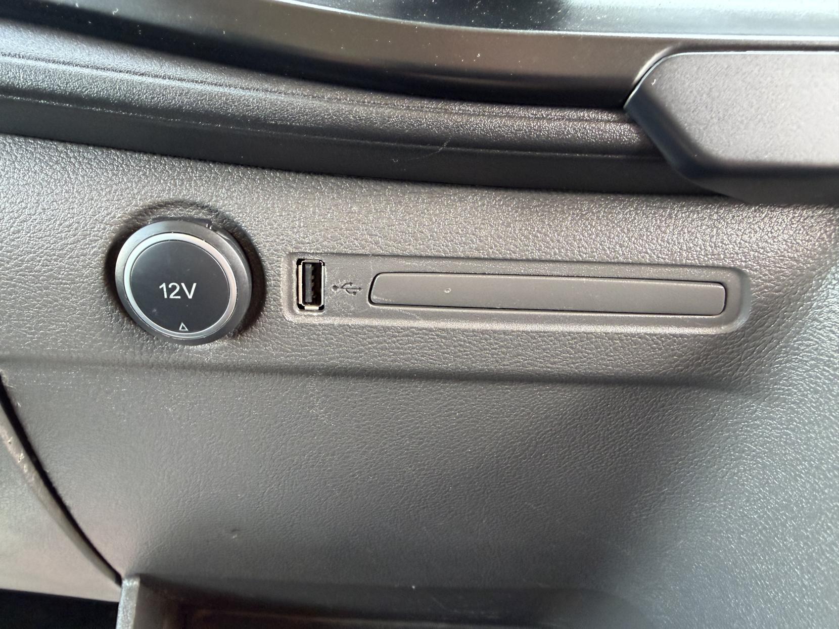 2021 Ford Transit 2.0 350 EcoBlue Leader Panel Van 5dr Diesel Manual RWD L3 H2 Euro 6 (s/s) (130 ps) - Thumbnail 26