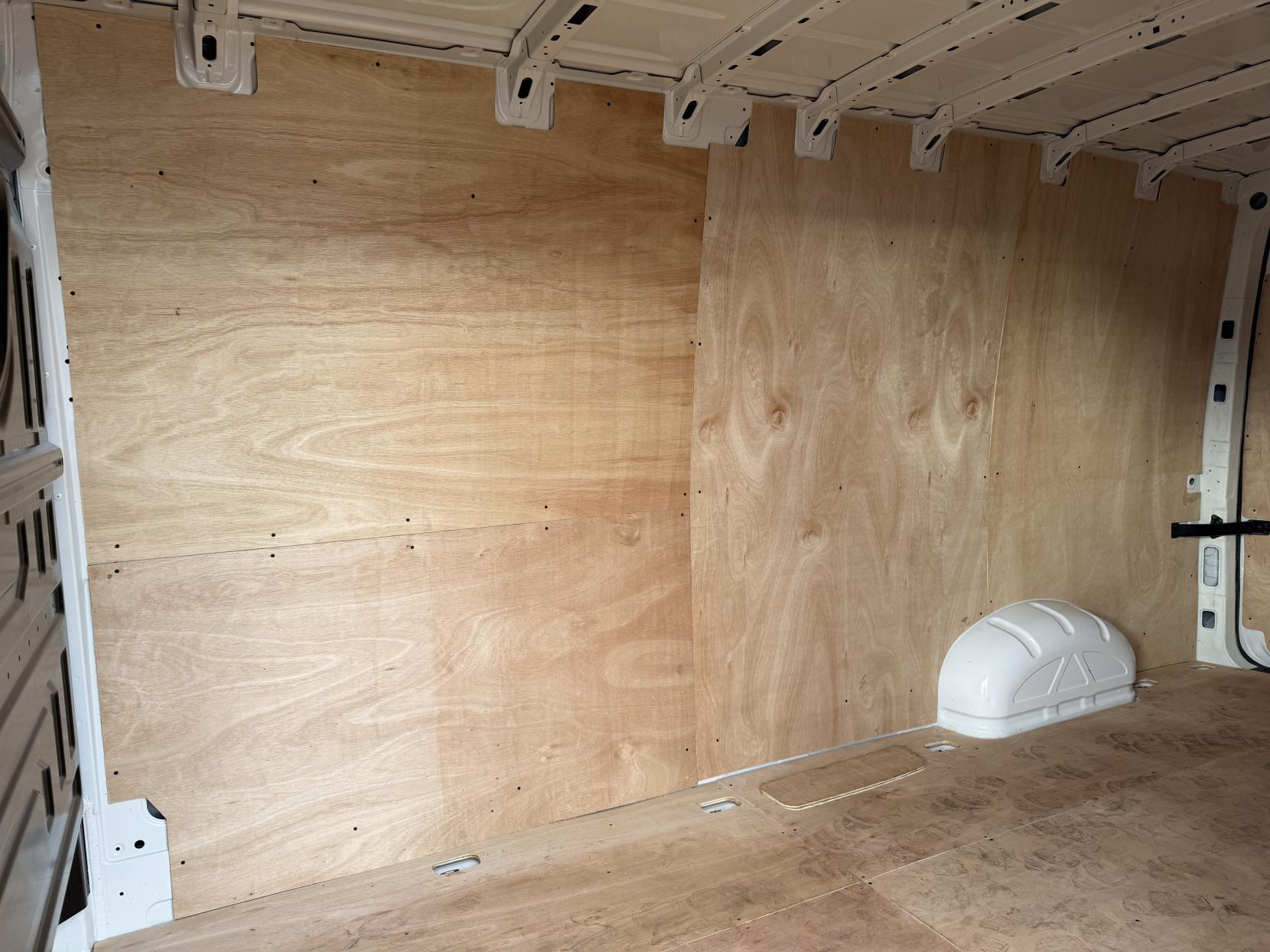 Volkswagen Crafter 2.0 TDI CR35 Startline Panel Van 5dr Diesel Manual FWD LWB High Roof Euro 6 (s/s) (140 ps)