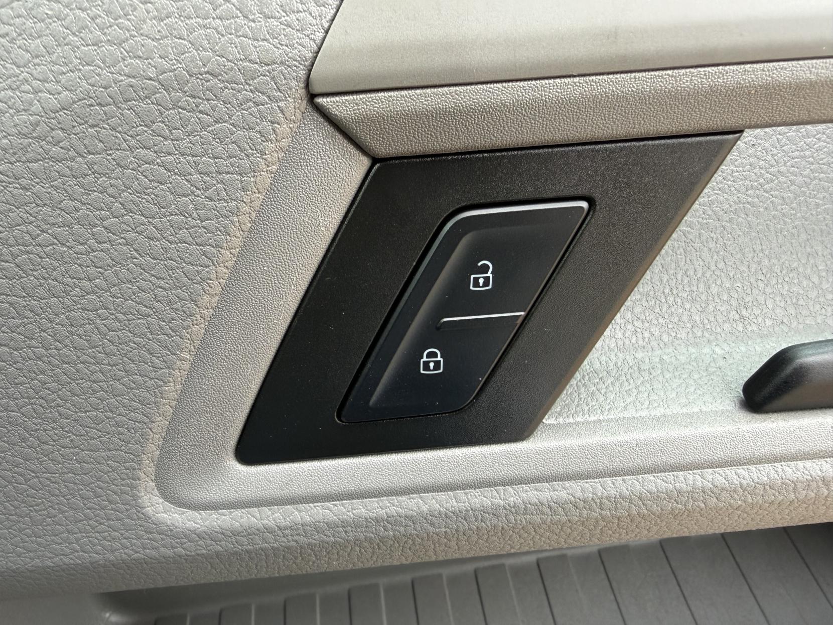 Volkswagen Crafter 2.0 TDI CR35 Startline Panel Van 5dr Diesel Manual FWD LWB High Roof Euro 6 (s/s) (140 ps)