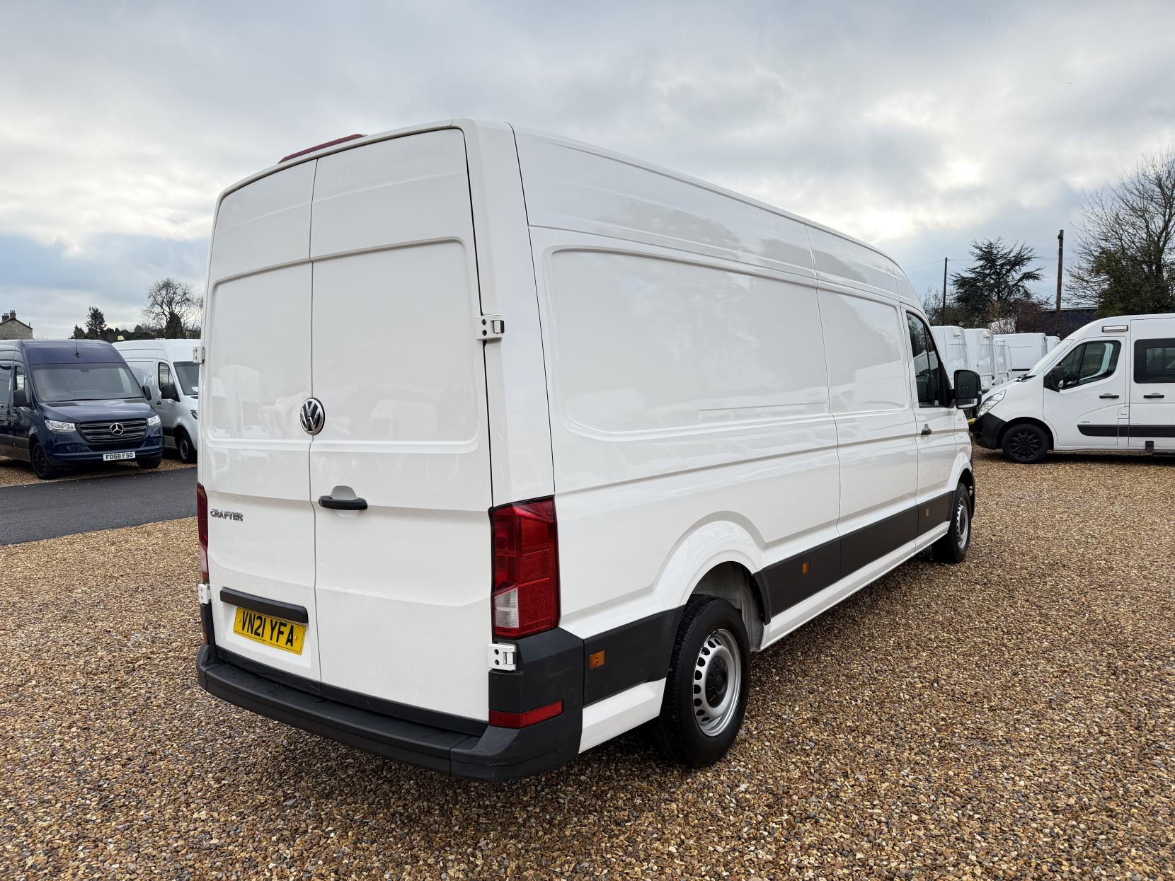 Volkswagen Crafter 2.0 TDI CR35 Startline Panel Van 5dr Diesel Manual FWD LWB High Roof Euro 6 (s/s) (140 ps)