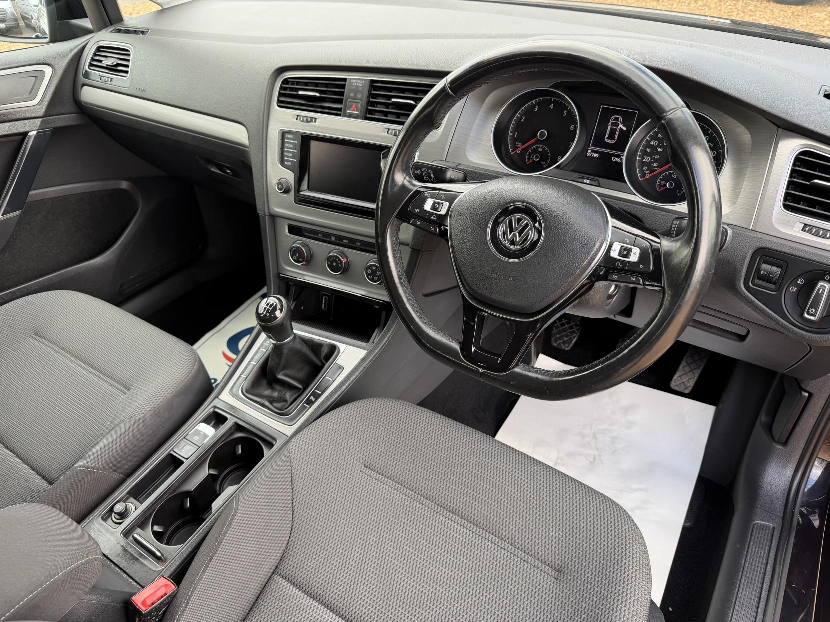 2015 Volkswagen Golf 1.4 TSI BlueMotion Tech Match Hatchback 5dr Petrol Manual Euro 5 (s/s) (122 ps) - Thumbnail 2