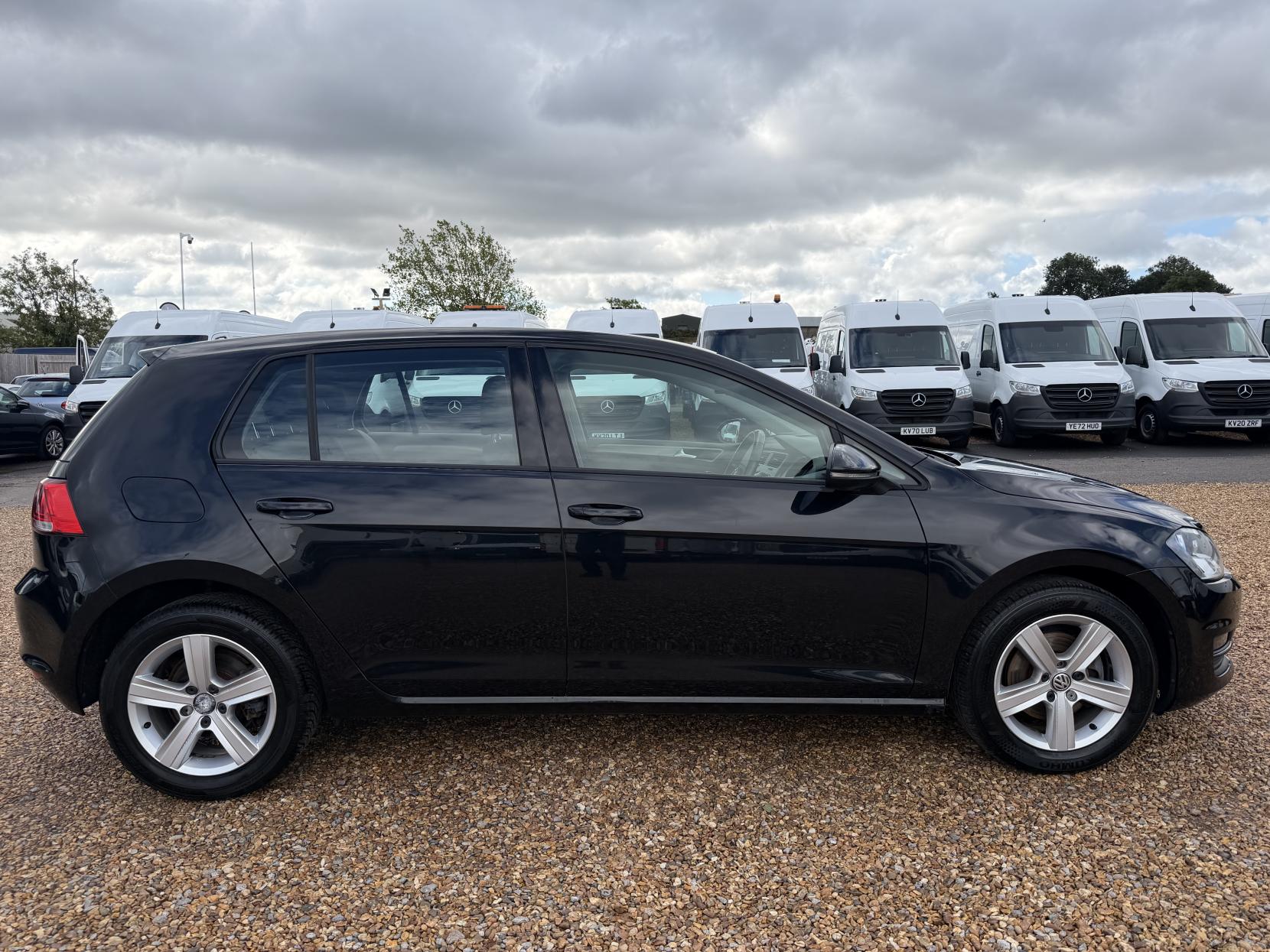 2015 Volkswagen Golf 1.4 TSI BlueMotion Tech Match Hatchback 5dr Petrol Manual Euro 5 (s/s) (122 ps) - Thumbnail 11