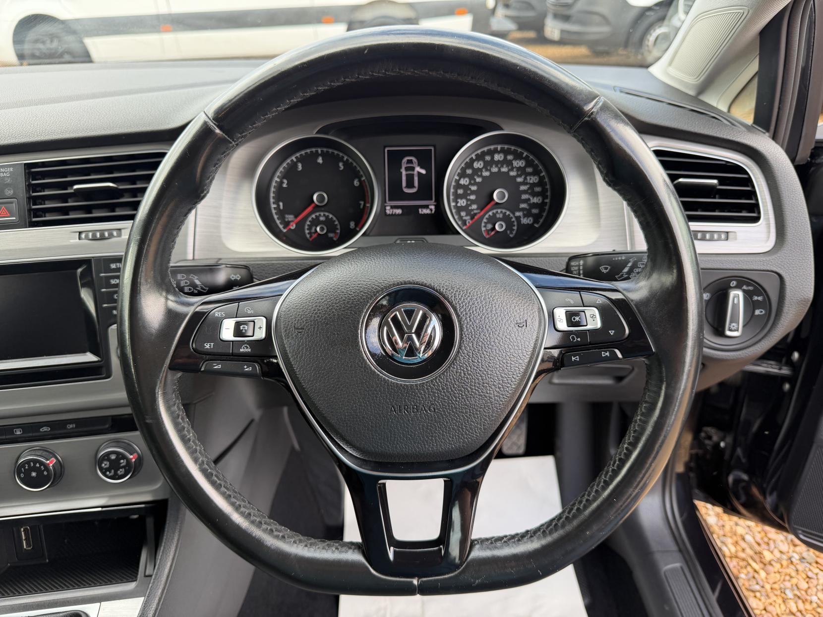 2015 Volkswagen Golf 1.4 TSI BlueMotion Tech Match Hatchback 5dr Petrol Manual Euro 5 (s/s) (122 ps) - Thumbnail 23