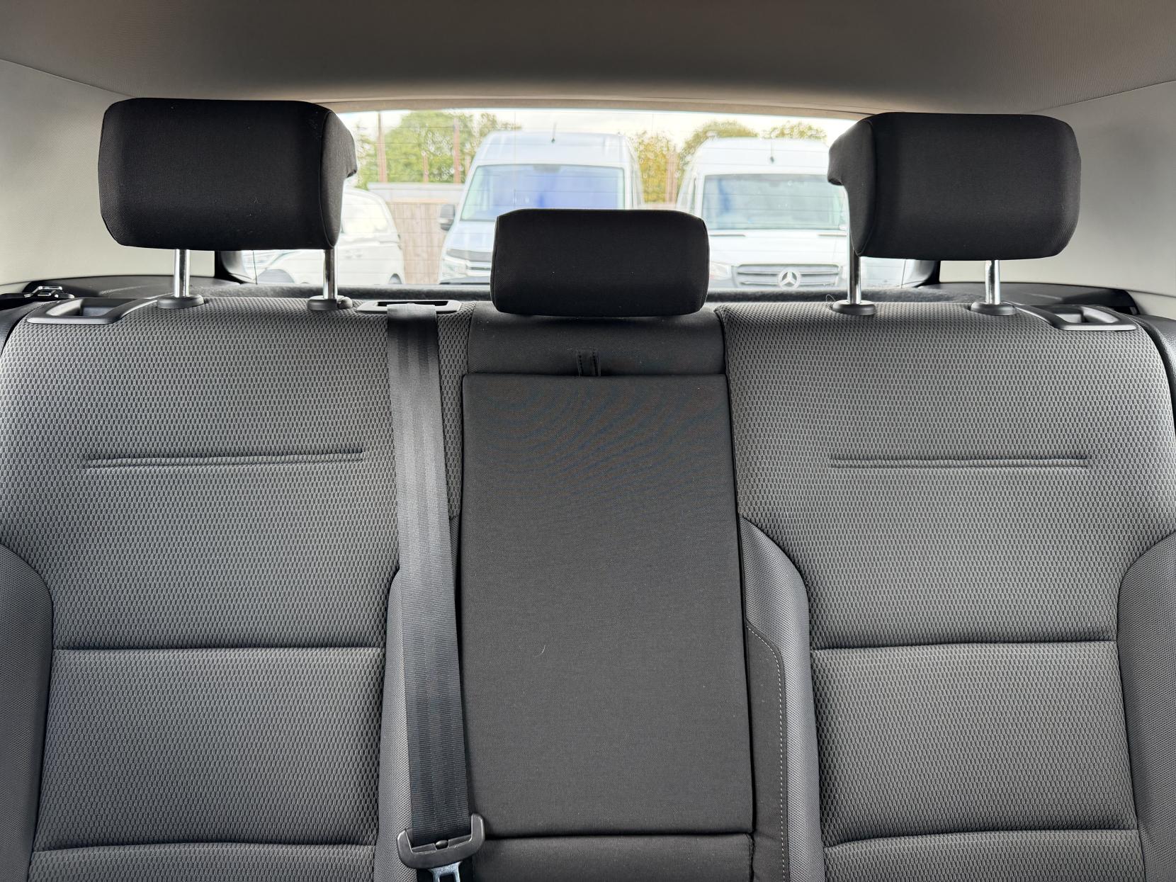 2015 Volkswagen Golf 1.4 TSI BlueMotion Tech Match Hatchback 5dr Petrol Manual Euro 5 (s/s) (122 ps) - Thumbnail 3