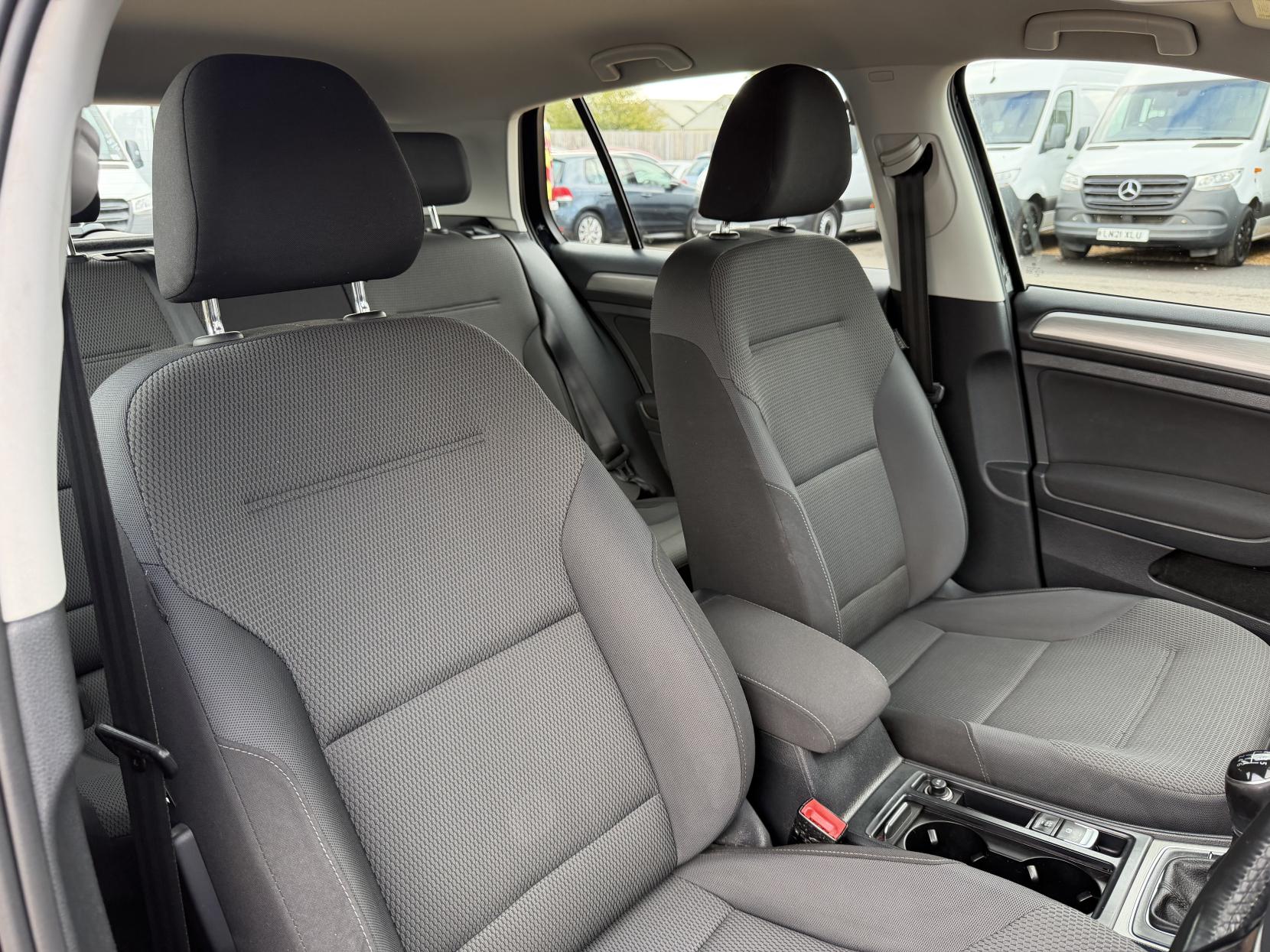 2015 Volkswagen Golf 1.4 TSI BlueMotion Tech Match Hatchback 5dr Petrol Manual Euro 5 (s/s) (122 ps) - Thumbnail 14
