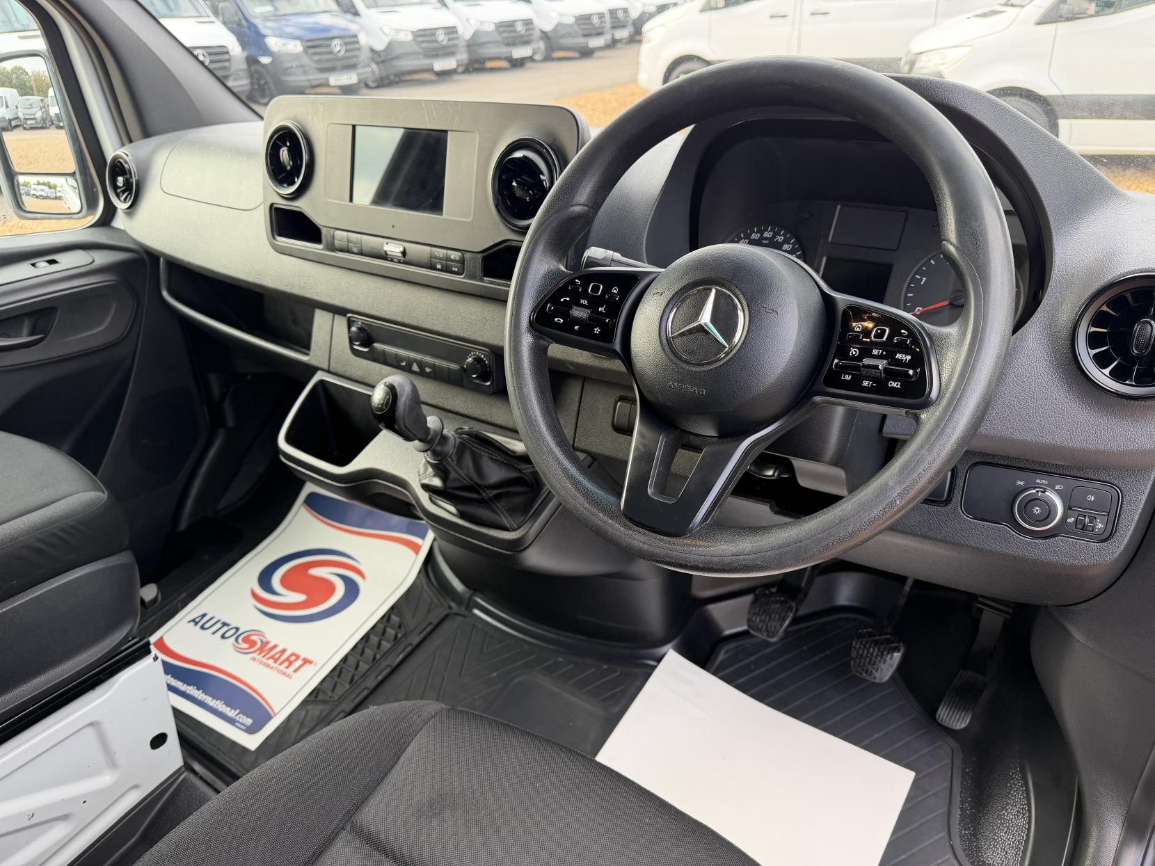 2020 Mercedes-Benz Sprinter 2.1 311 CDI Panel Van 5dr Diesel Manual RWD L3 H2 Euro 6 (114 ps) - Thumbnail 2