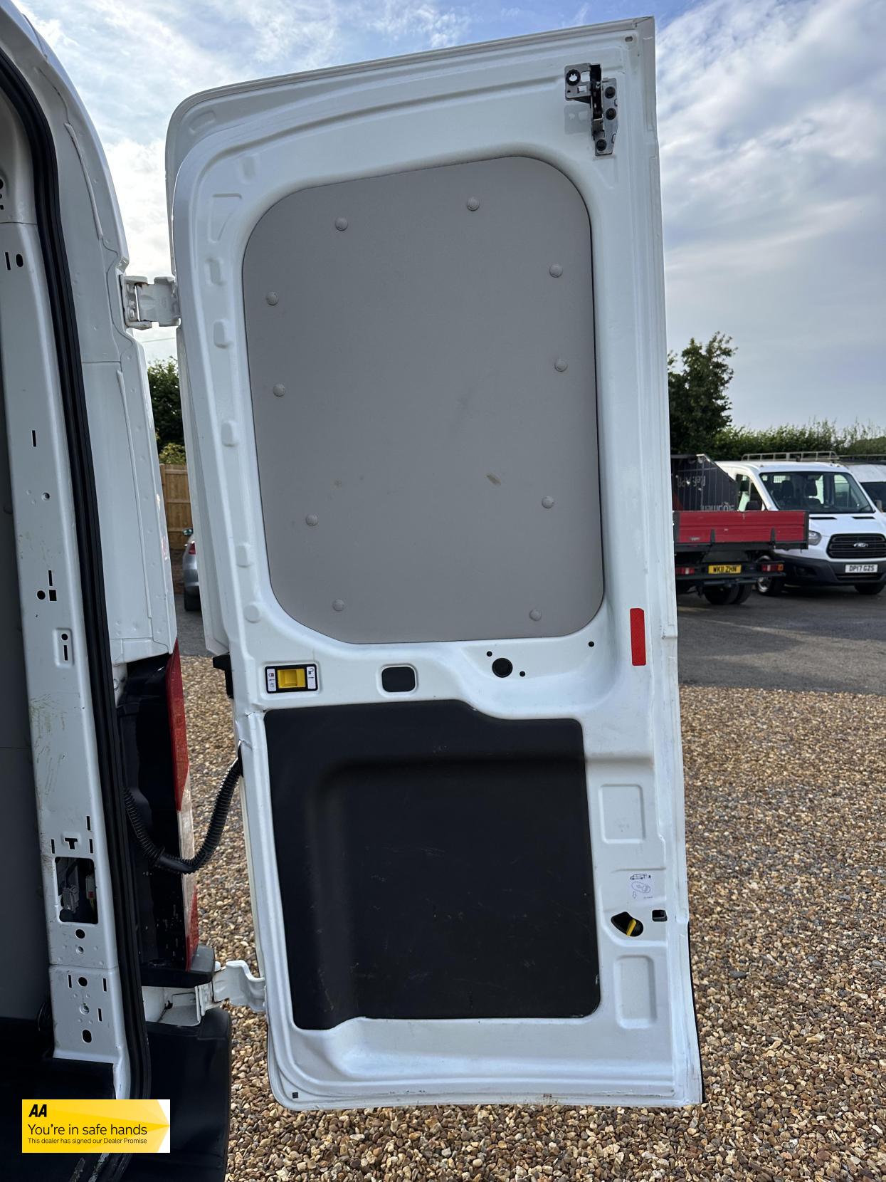 Ford Transit 2.0 290 EcoBlue Trend Panel Van 5dr Diesel Manual FWD L2 H2 Euro 6 (s/s) (130 ps)