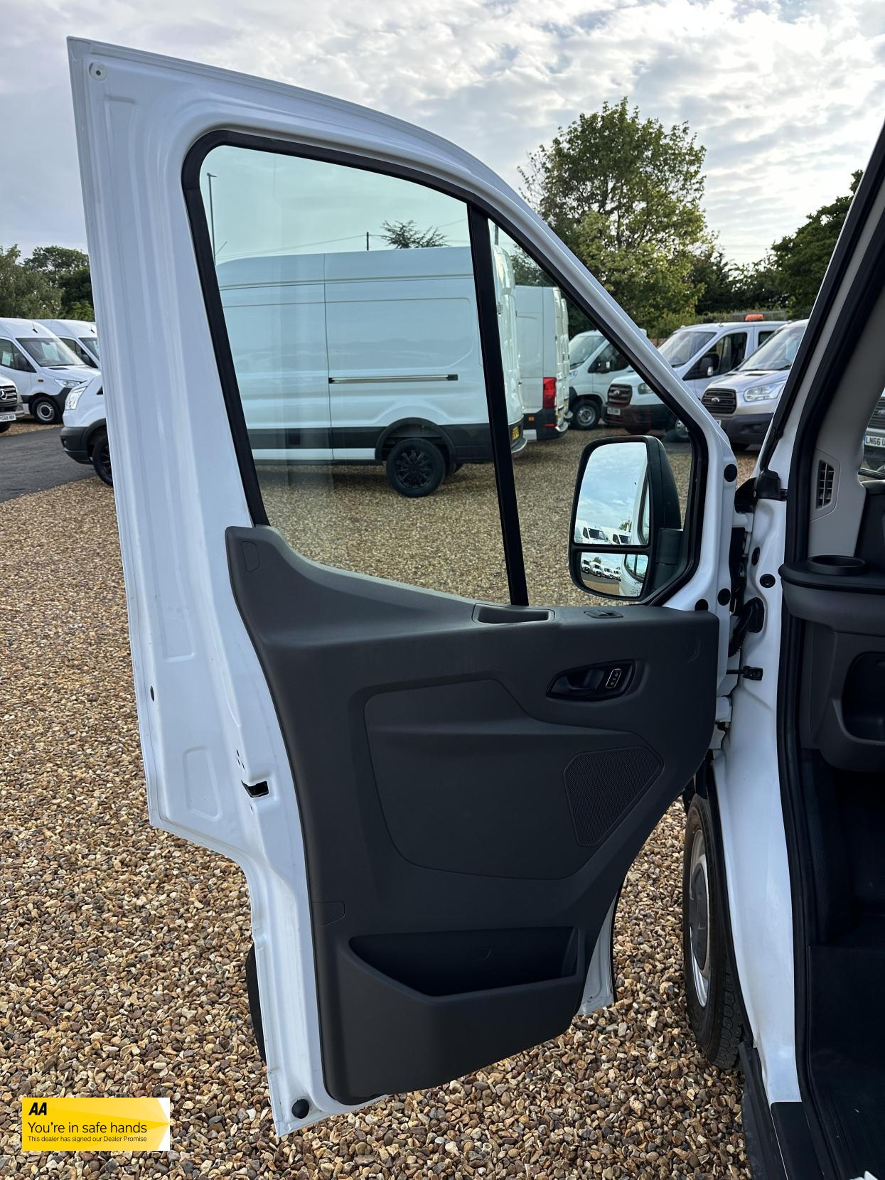 Ford Transit 2.0 290 EcoBlue Trend Panel Van 5dr Diesel Manual FWD L2 H2 Euro 6 (s/s) (130 ps)
