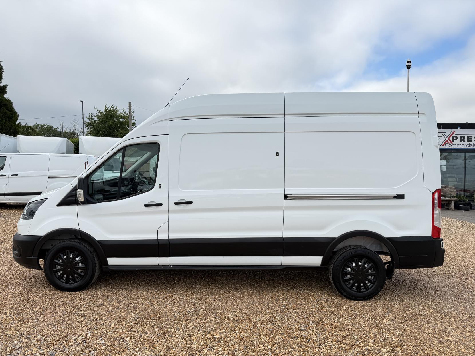 2022 Ford Transit 2.0 350 EcoBlue Leader Panel Van 5dr Diesel Manual FWD L3 H3 Euro 6 (s/s) (130 ps) - Thumbnail 8