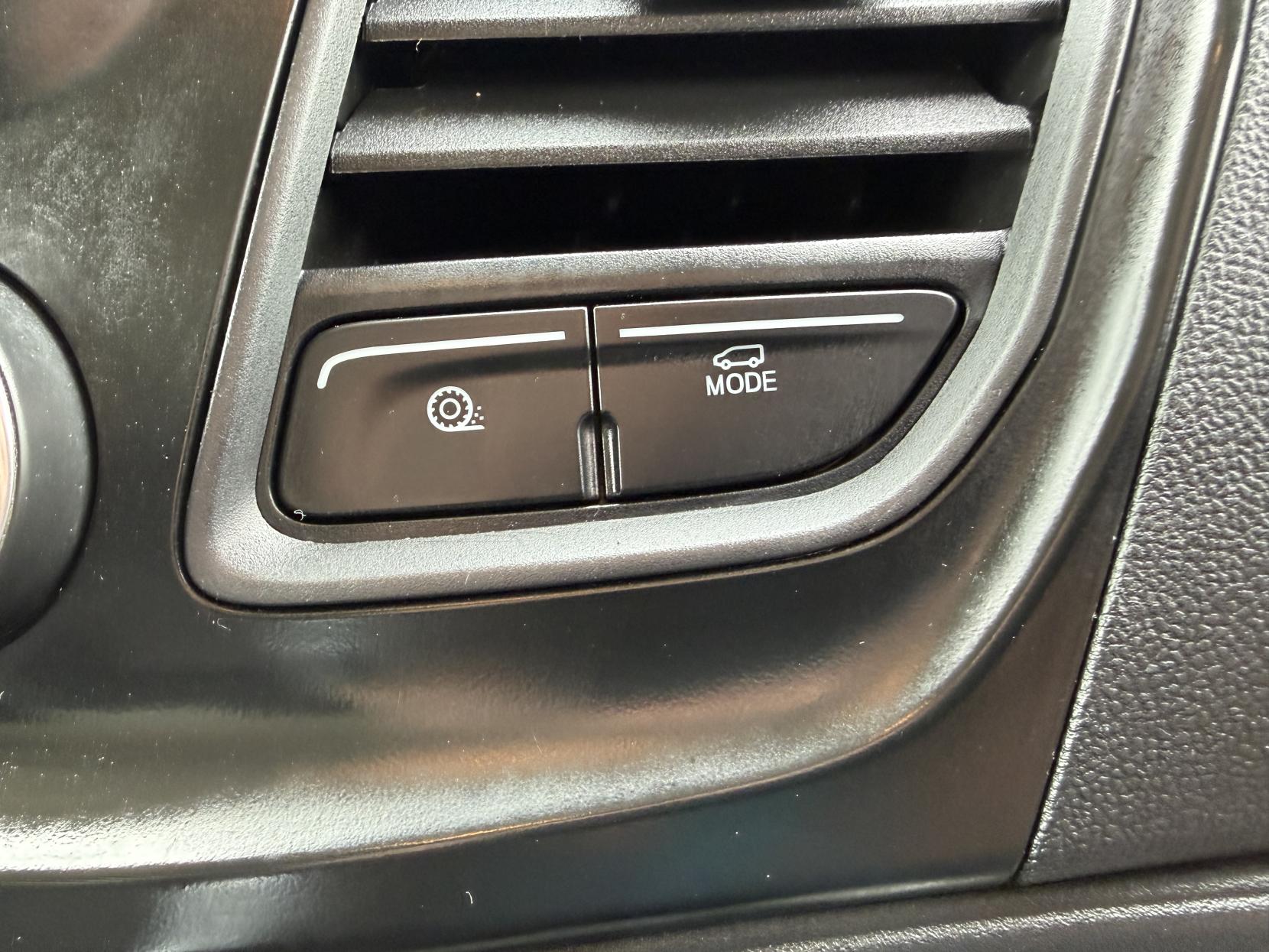 2022 Ford Transit 2.0 350 EcoBlue Leader Panel Van 5dr Diesel Manual FWD L3 H3 Euro 6 (s/s) (130 ps) - Thumbnail 48