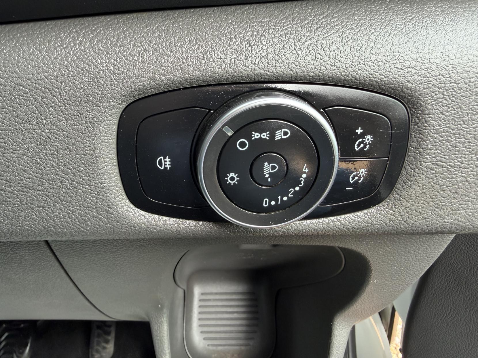 2022 Ford Transit 2.0 350 EcoBlue Leader Panel Van 5dr Diesel Manual FWD L3 H3 Euro 6 (s/s) (130 ps) - Thumbnail 35