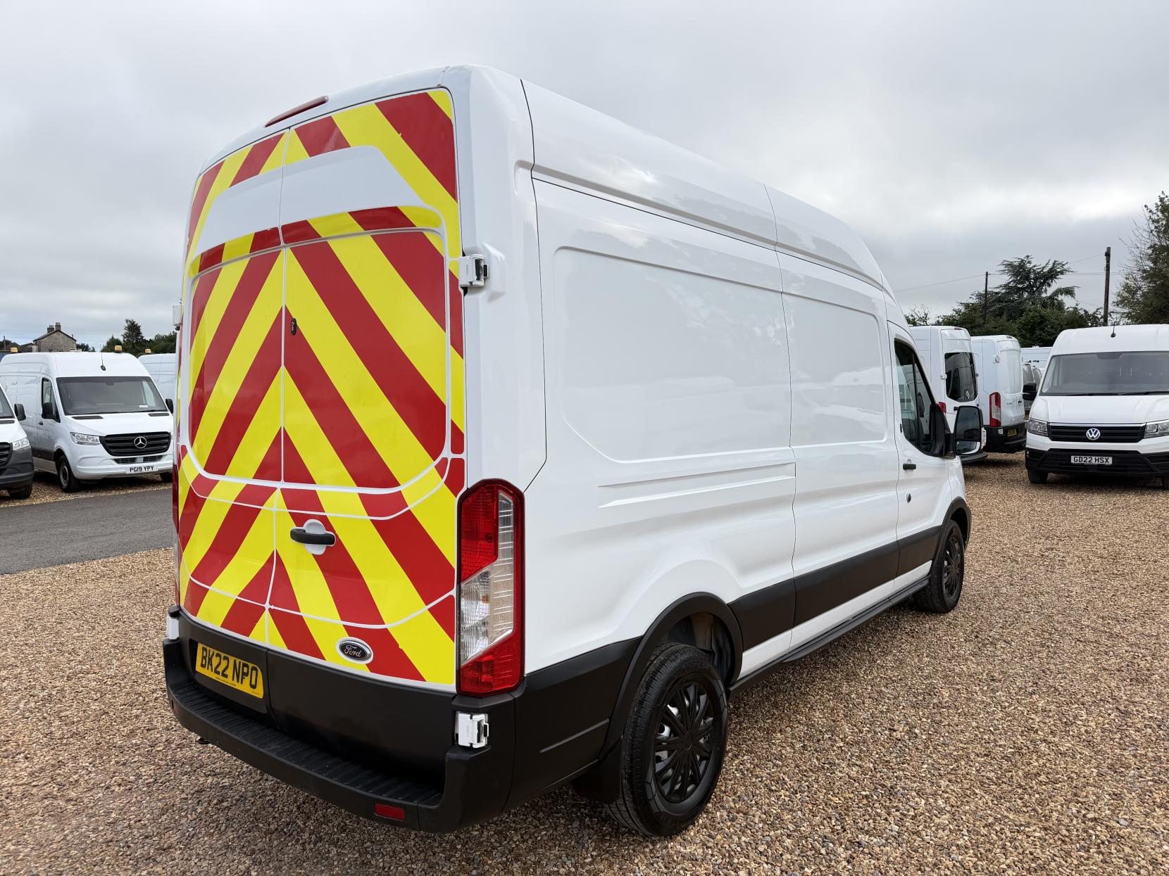2022 Ford Transit 2.0 350 EcoBlue Leader Panel Van 5dr Diesel Manual FWD L3 H3 Euro 6 (s/s) (130 ps) - Thumbnail 11