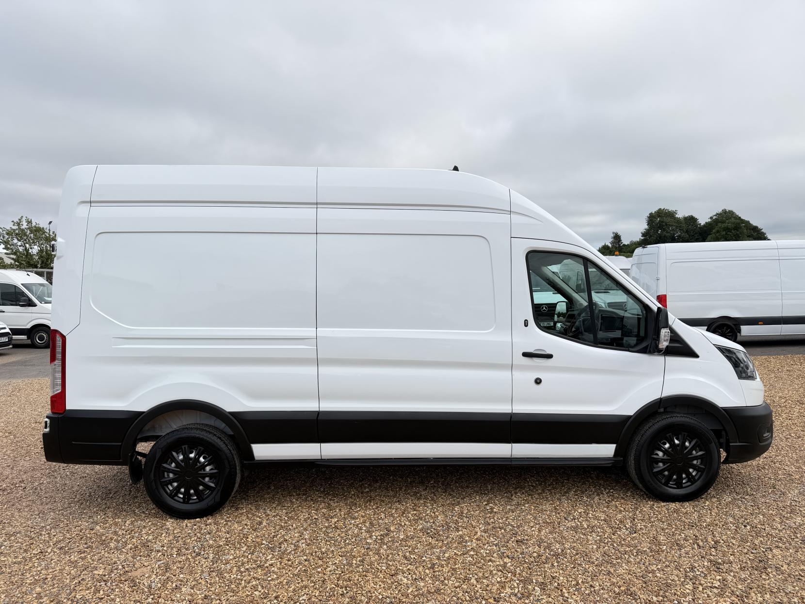 2022 Ford Transit 2.0 350 EcoBlue Leader Panel Van 5dr Diesel Manual FWD L3 H3 Euro 6 (s/s) (130 ps) - Thumbnail 12