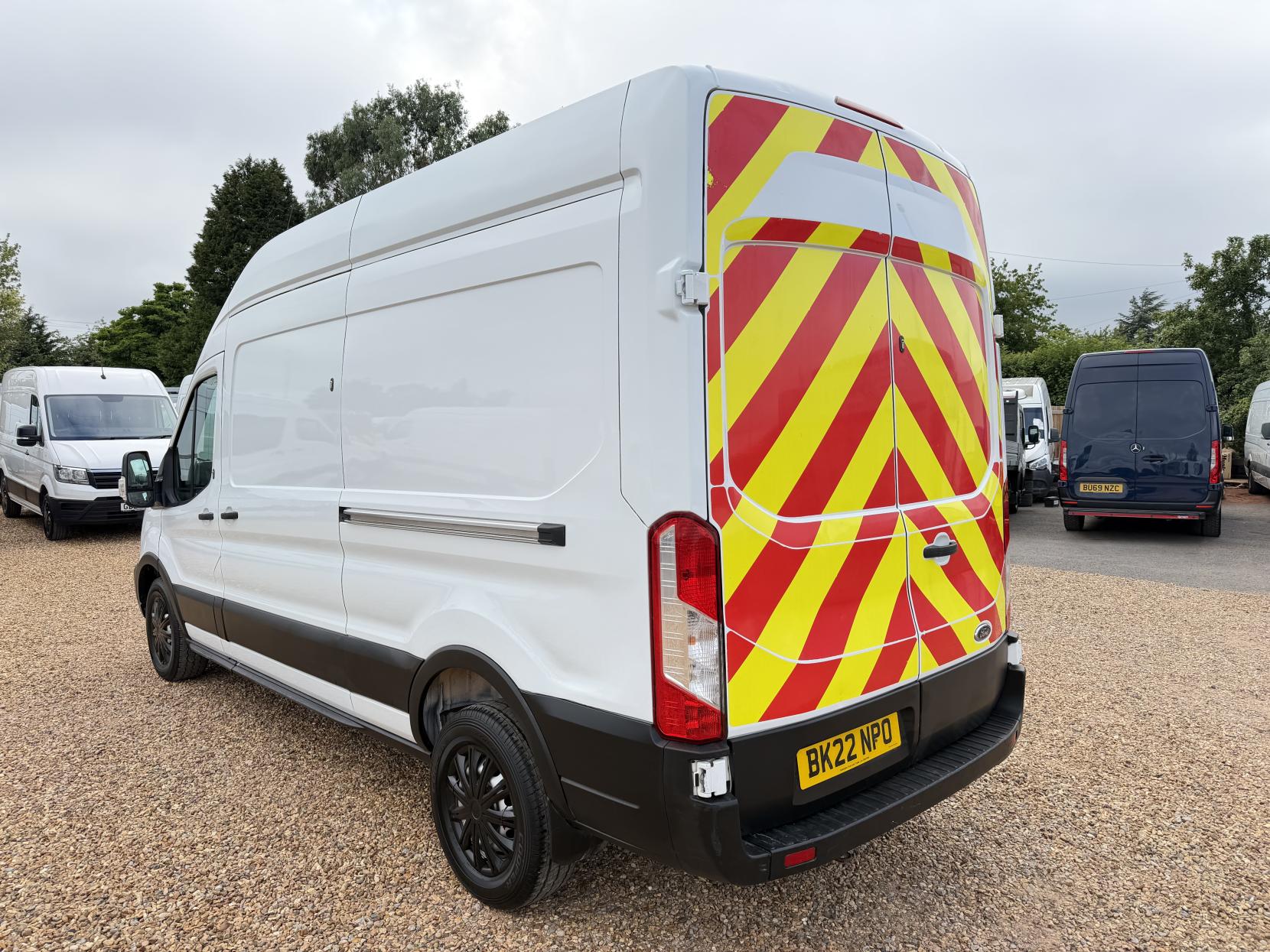 2022 Ford Transit 2.0 350 EcoBlue Leader Panel Van 5dr Diesel Manual FWD L3 H3 Euro 6 (s/s) (130 ps) - Thumbnail 9