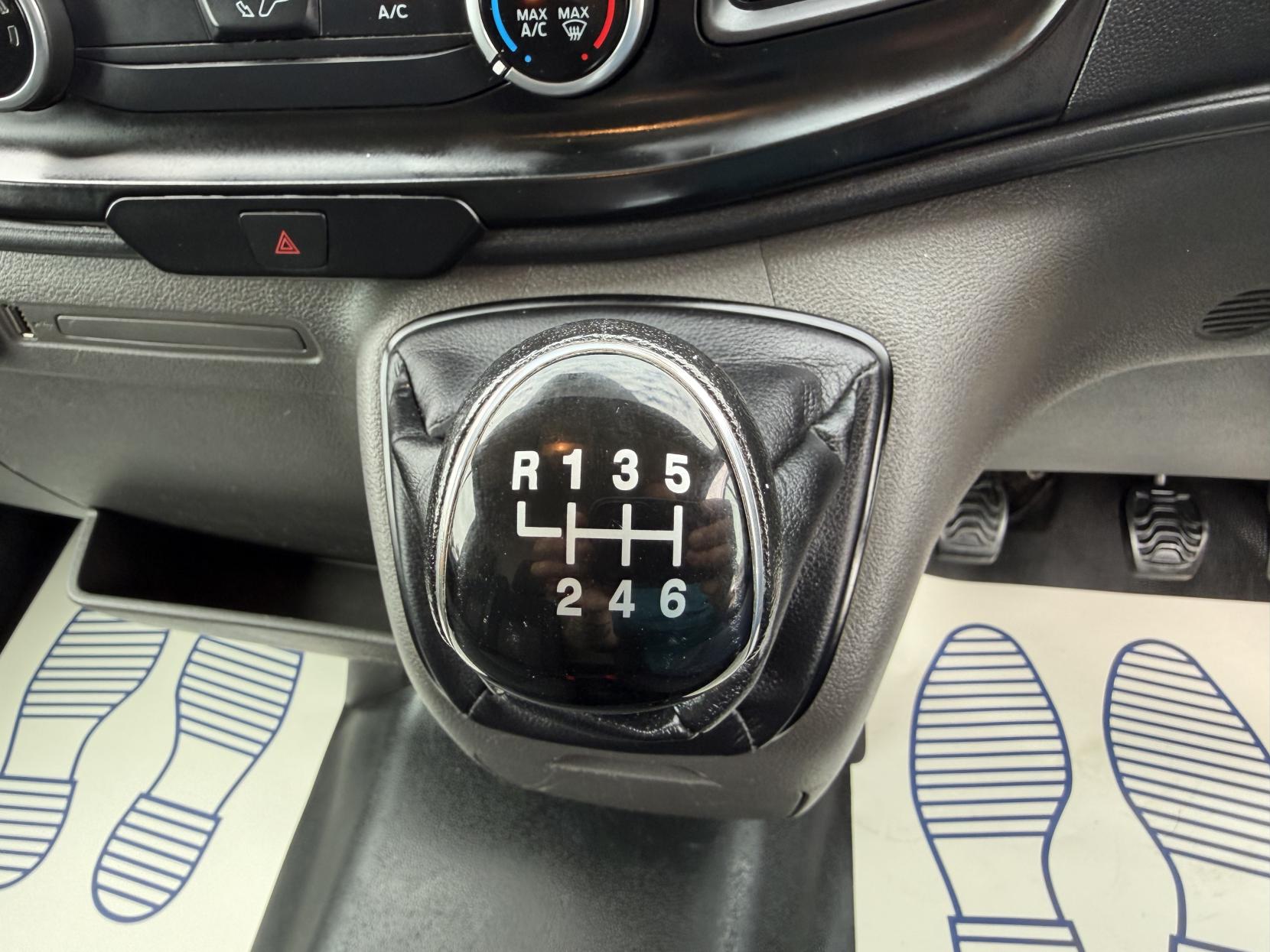 2022 Ford Transit 2.0 350 EcoBlue Leader Panel Van 5dr Diesel Manual FWD L3 H3 Euro 6 (s/s) (130 ps) - Thumbnail 45