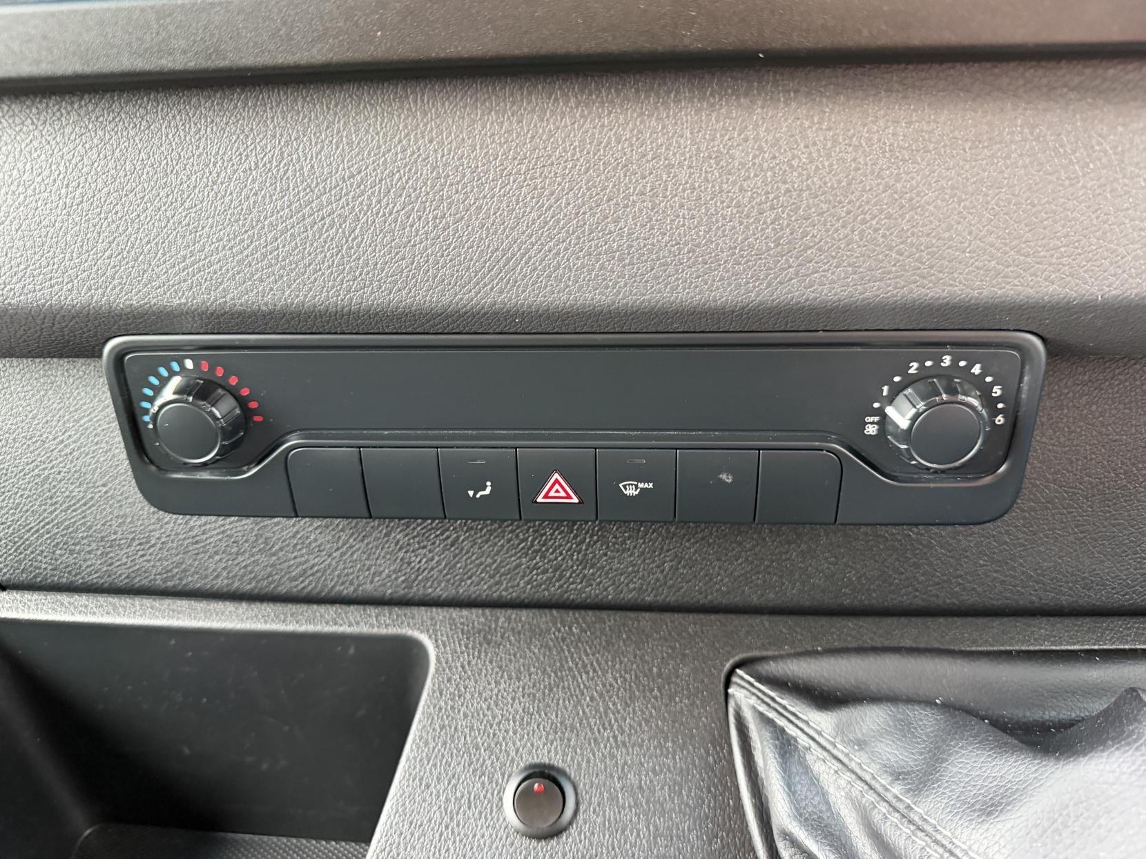 2021 Mercedes-Benz Sprinter 2.1 314 CDI Progressive Panel Van 5dr Diesel Manual FWD L2 H2 Euro 6 (s/s) (143 ps) - Thumbnail 23