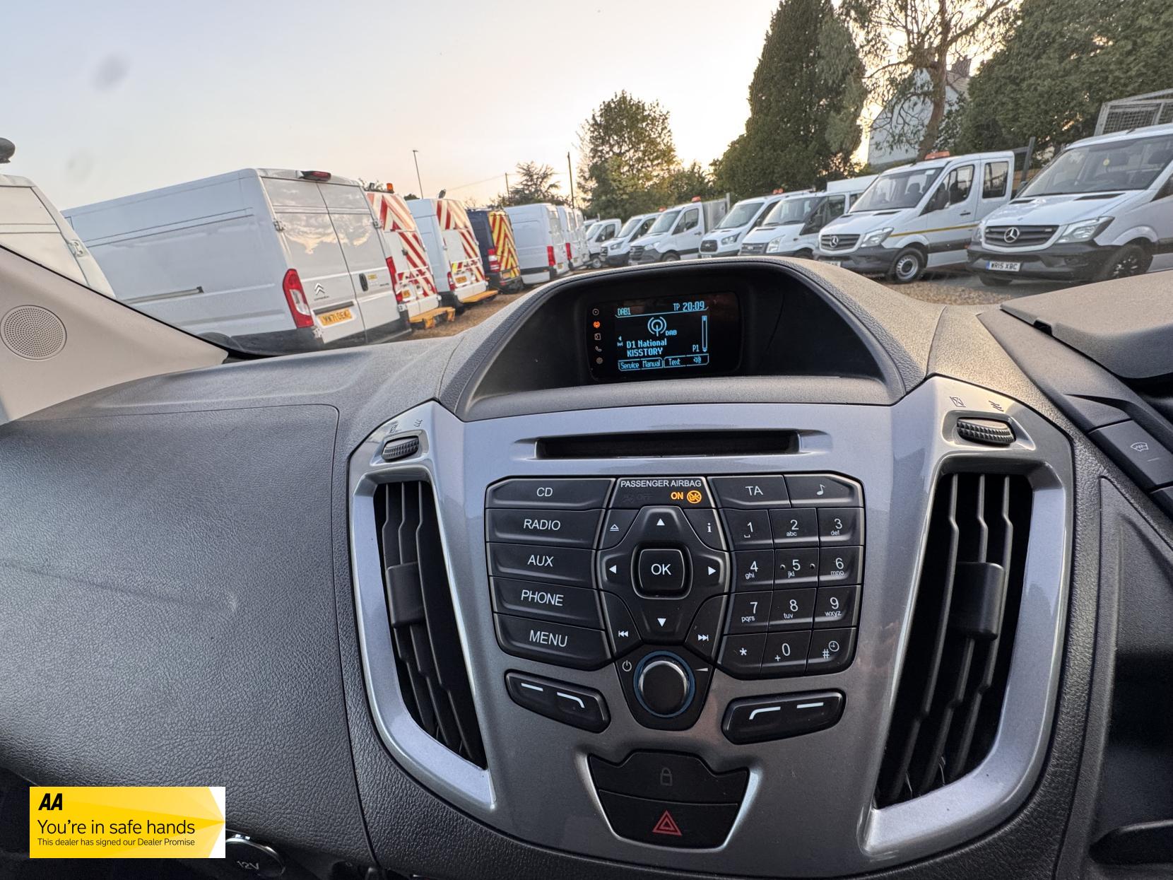 Ford Transit Custom 2.2 TDCi 290 Limited Panel Van 5dr Diesel Manual L1 H1 (186 g/km, 123 bhp)