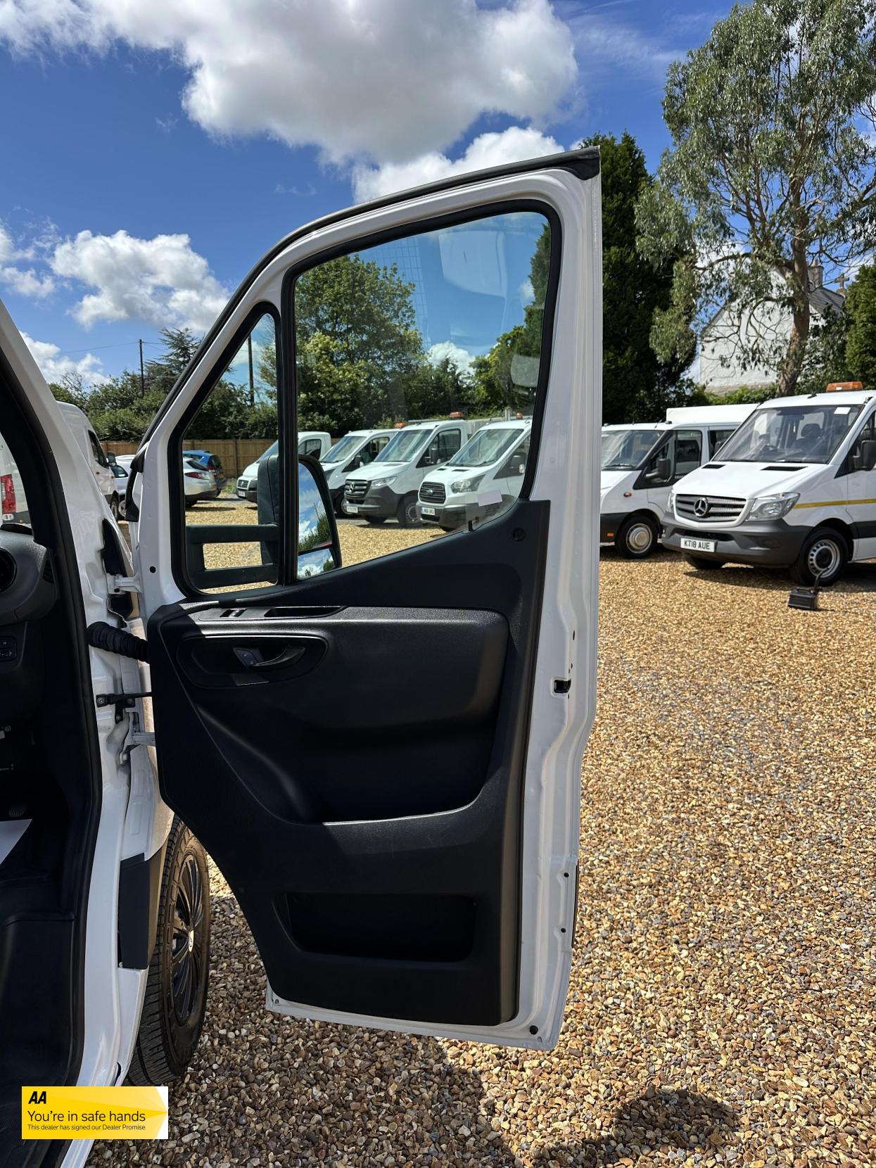 Mercedes-Benz Sprinter 2.1 314 CDI Chassis Cab 2dr Diesel Manual RWD L3 Euro 6 (s/s) (143 ps)