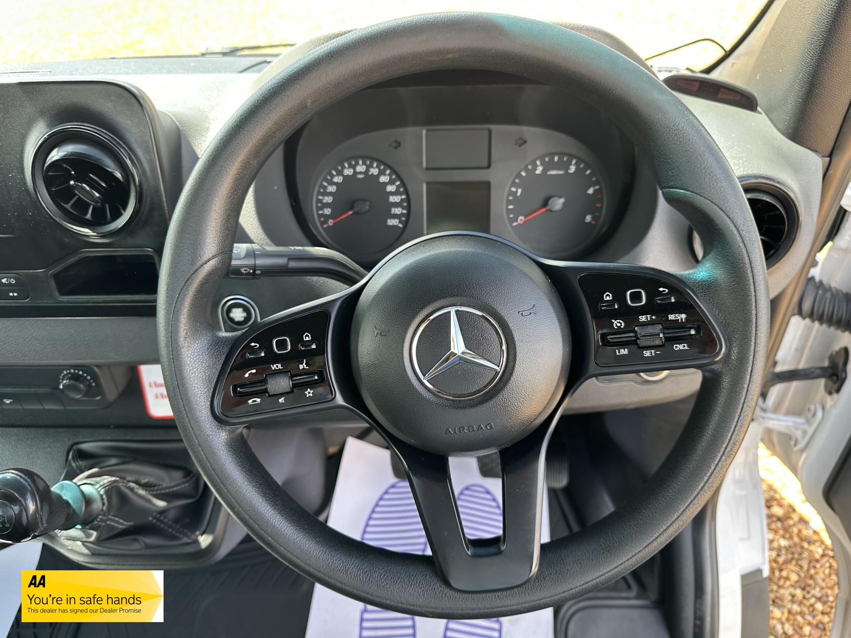 Mercedes-Benz Sprinter 2.1 314 CDI Chassis Cab 2dr Diesel Manual RWD L3 Euro 6 (s/s) (143 ps)