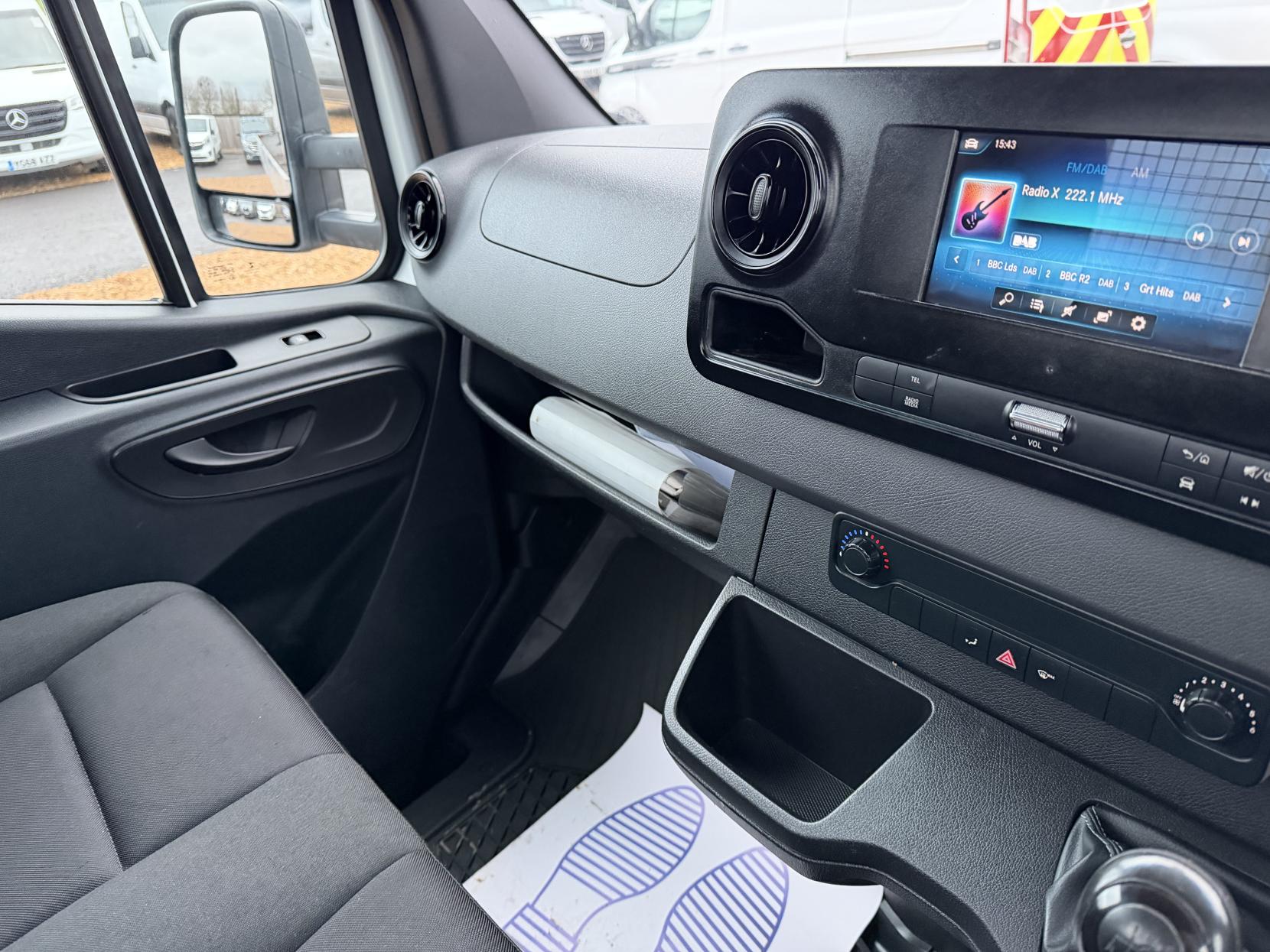 Mercedes-Benz Sprinter 2.1 314 CDI Dropside 2dr Diesel Manual RWD L3 Euro 6 (s/s) (143 ps)