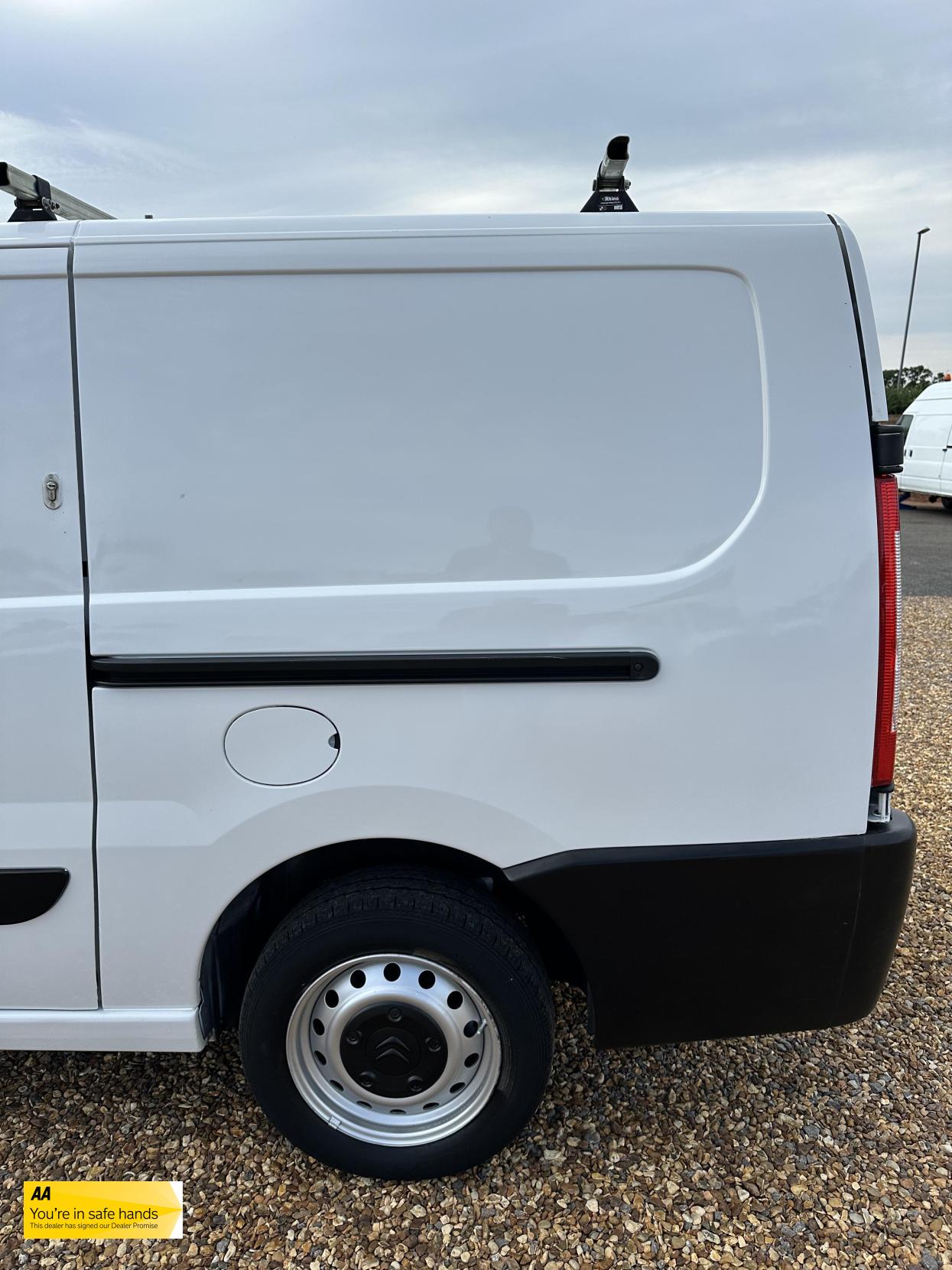 Citroen Dispatch 1.6 1200 HDi Panel Van 5dr Diesel Manual FWD L2 H1 (177 g/km, 90 bhp)