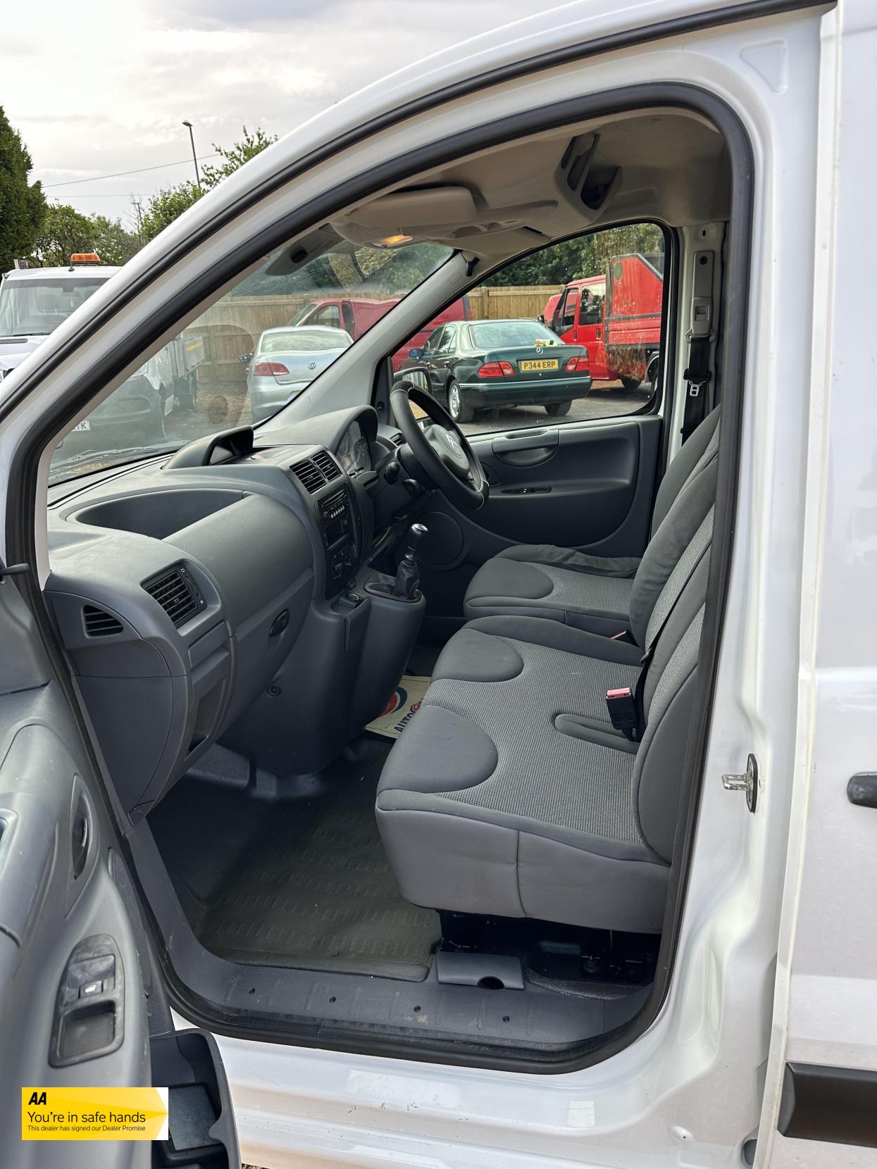 Citroen Dispatch 1.6 1200 HDi Panel Van 5dr Diesel Manual FWD L2 H1 (177 g/km, 90 bhp)