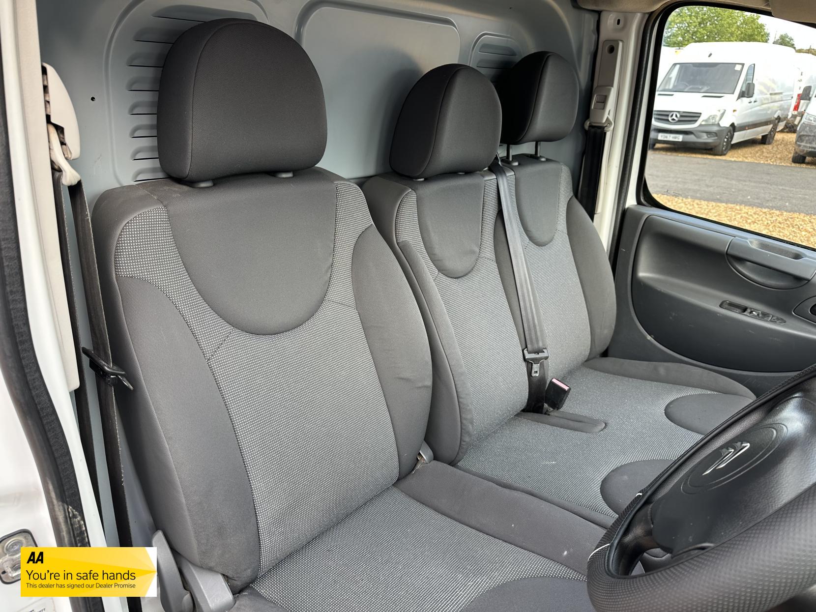Citroen Dispatch 1.6 1200 HDi Panel Van 5dr Diesel Manual FWD L2 H1 (177 g/km, 90 bhp)