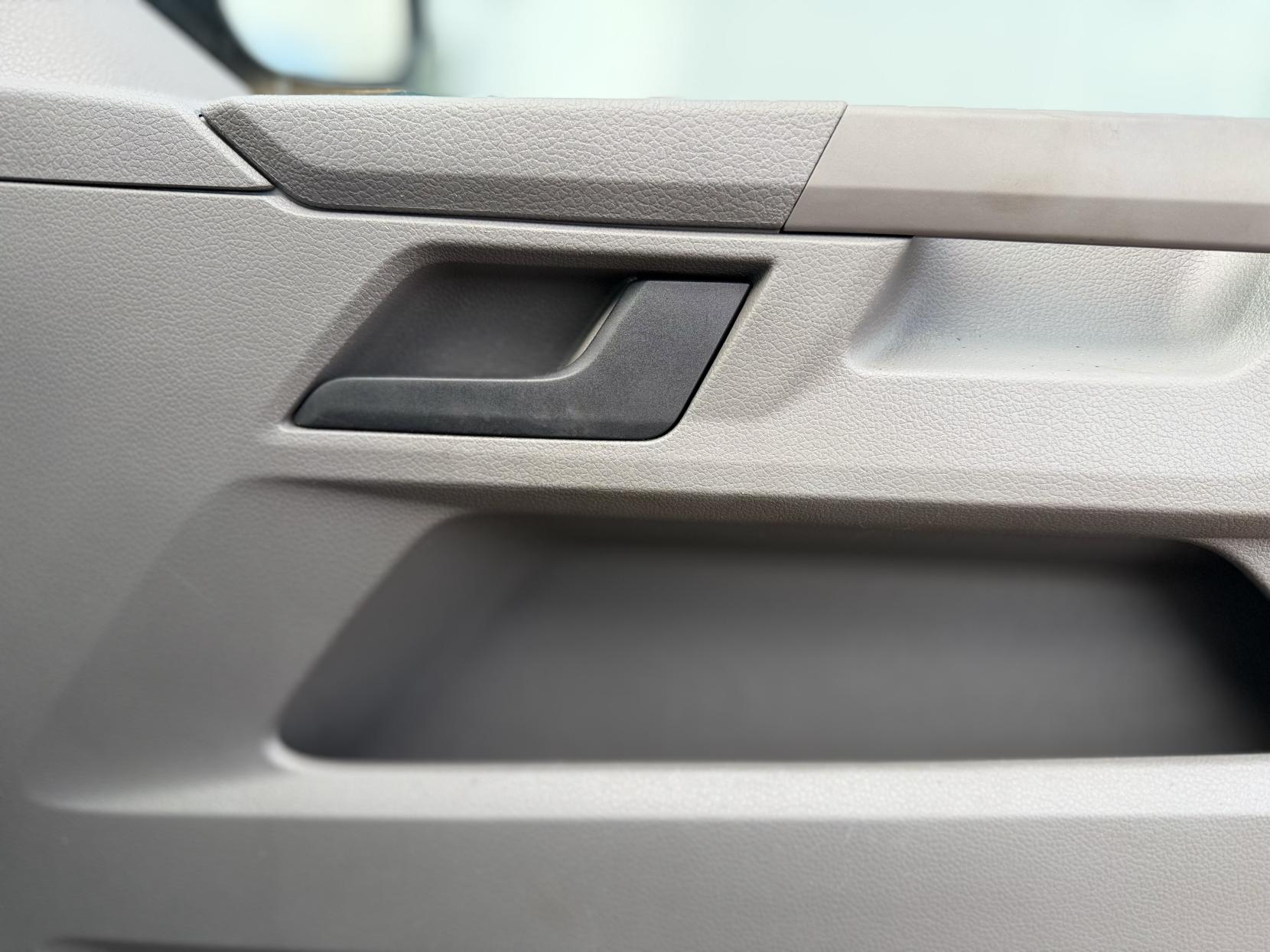 Volkswagen Transporter 2.0 TDI T28 Startline Panel Van 5dr Diesel Manual FWD SWB Euro 6 (s/s) (110 ps)