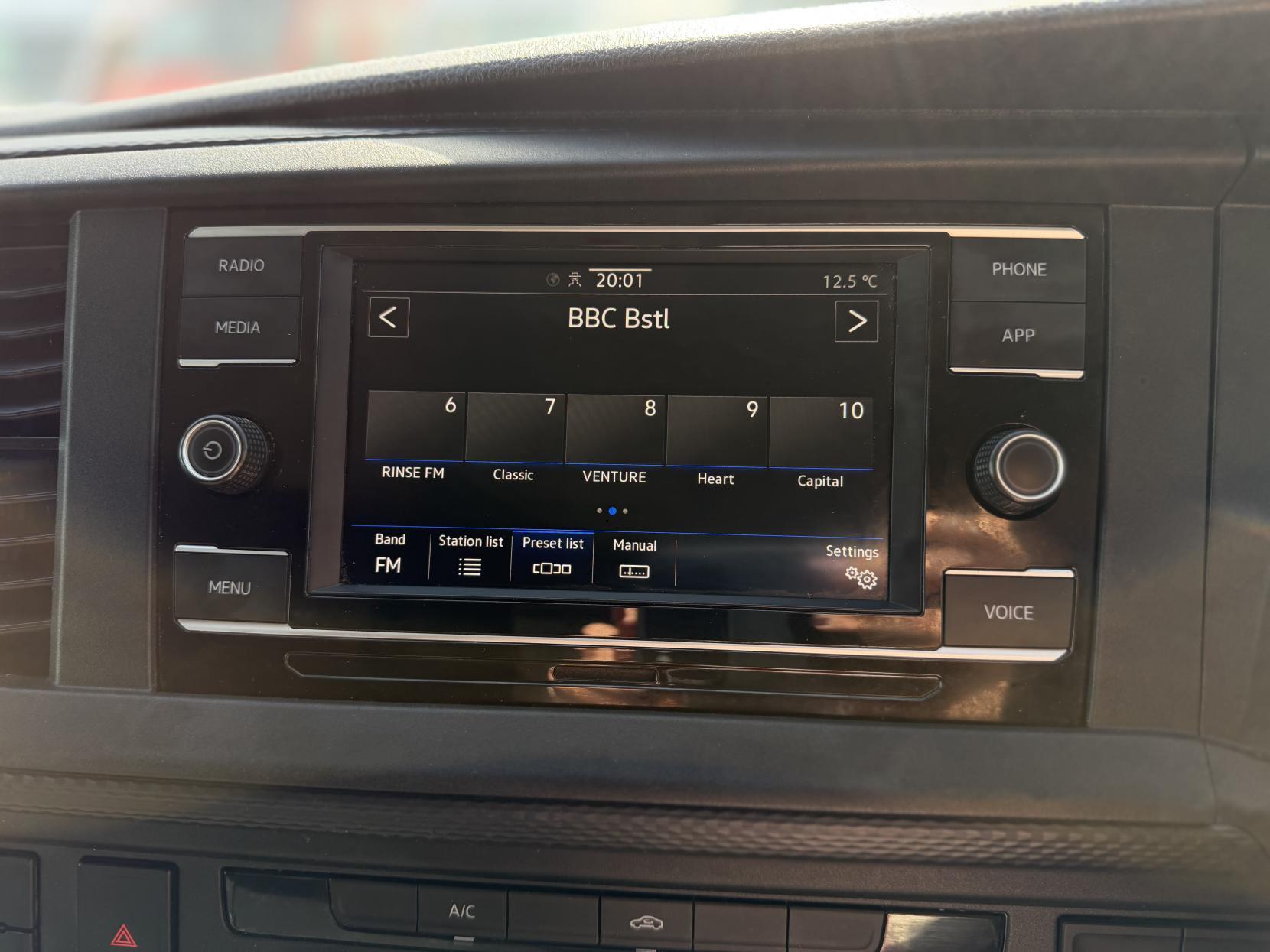 Volkswagen Transporter 2.0 TDI T28 Startline Panel Van 5dr Diesel Manual FWD SWB Euro 6 (s/s) (110 ps)