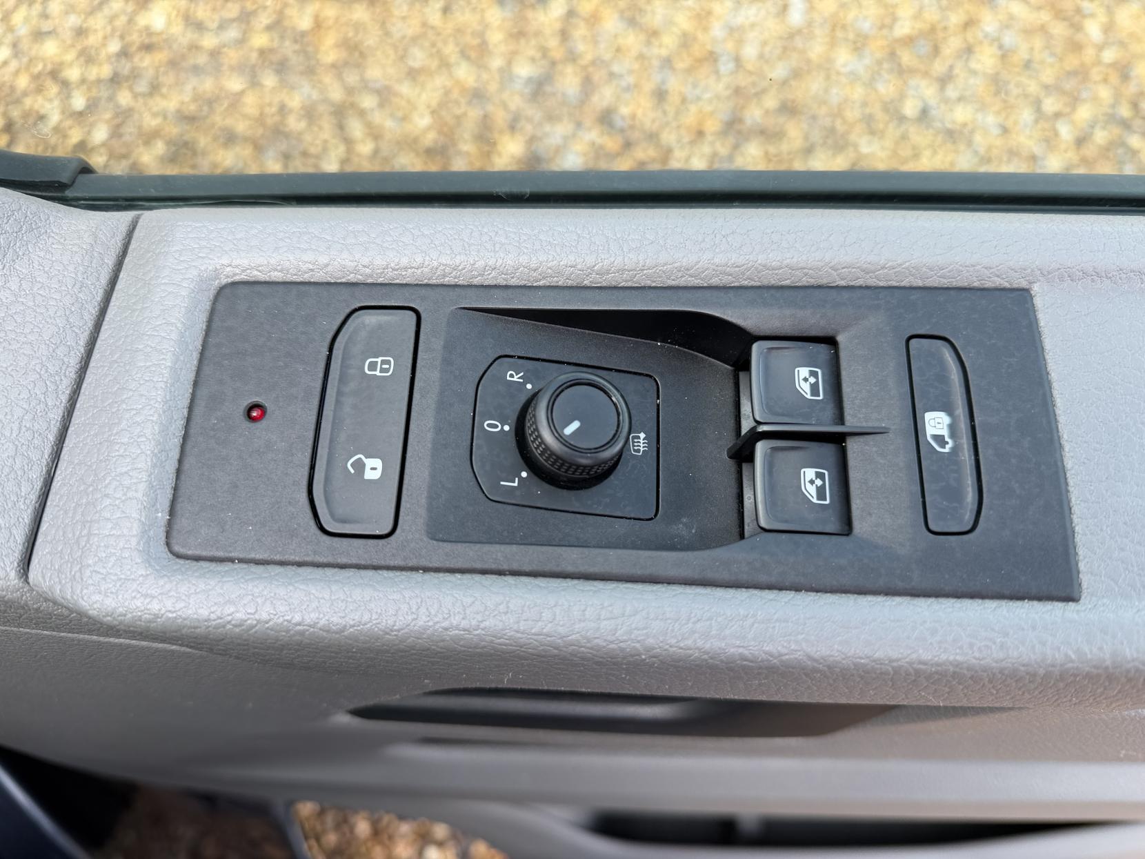 Volkswagen Transporter 2.0 TDI T28 Startline Panel Van 5dr Diesel Manual FWD SWB Euro 6 (s/s) (110 ps)