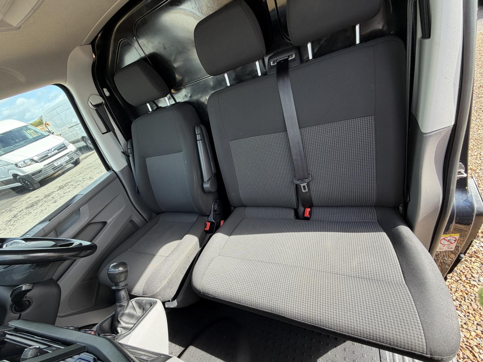 Volkswagen Transporter 2.0 TDI T28 Startline Panel Van 5dr Diesel Manual FWD SWB Euro 6 (s/s) (110 ps)