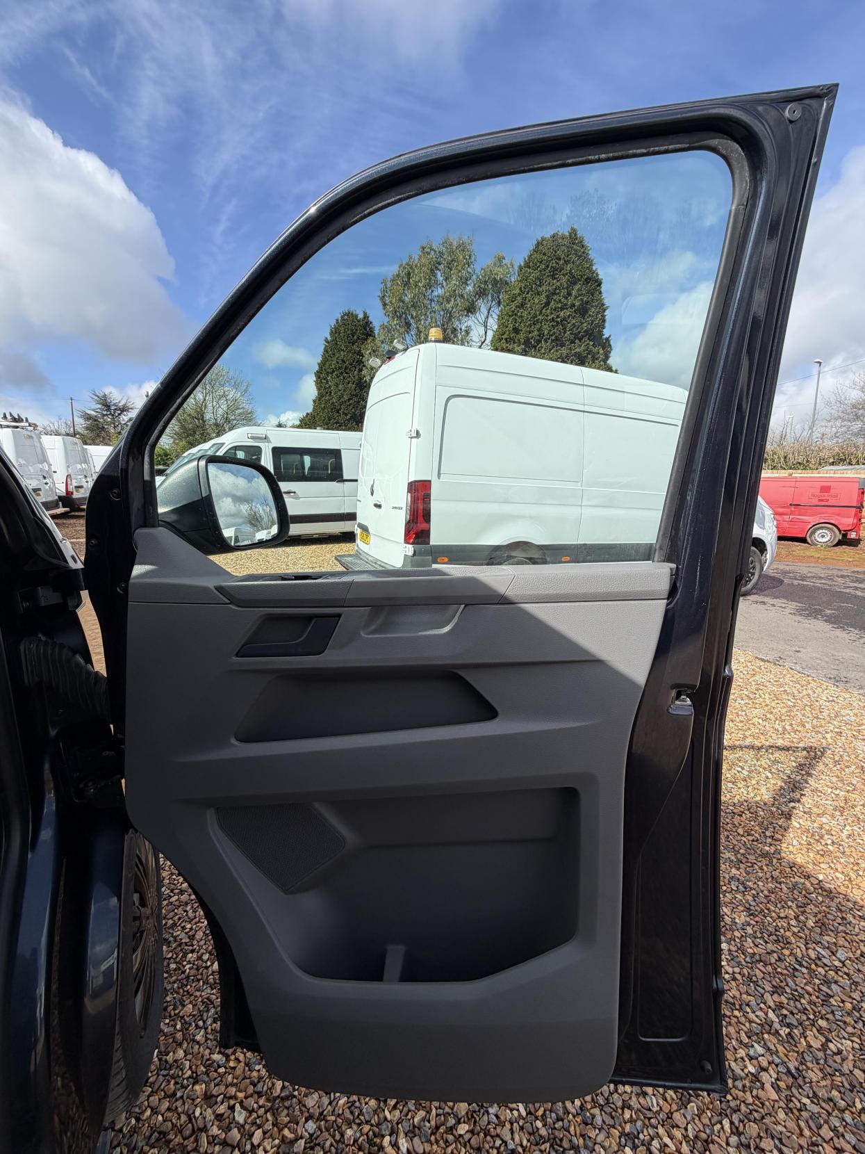 Volkswagen Transporter 2.0 TDI T28 Startline Panel Van 5dr Diesel Manual FWD SWB Euro 6 (s/s) (110 ps)