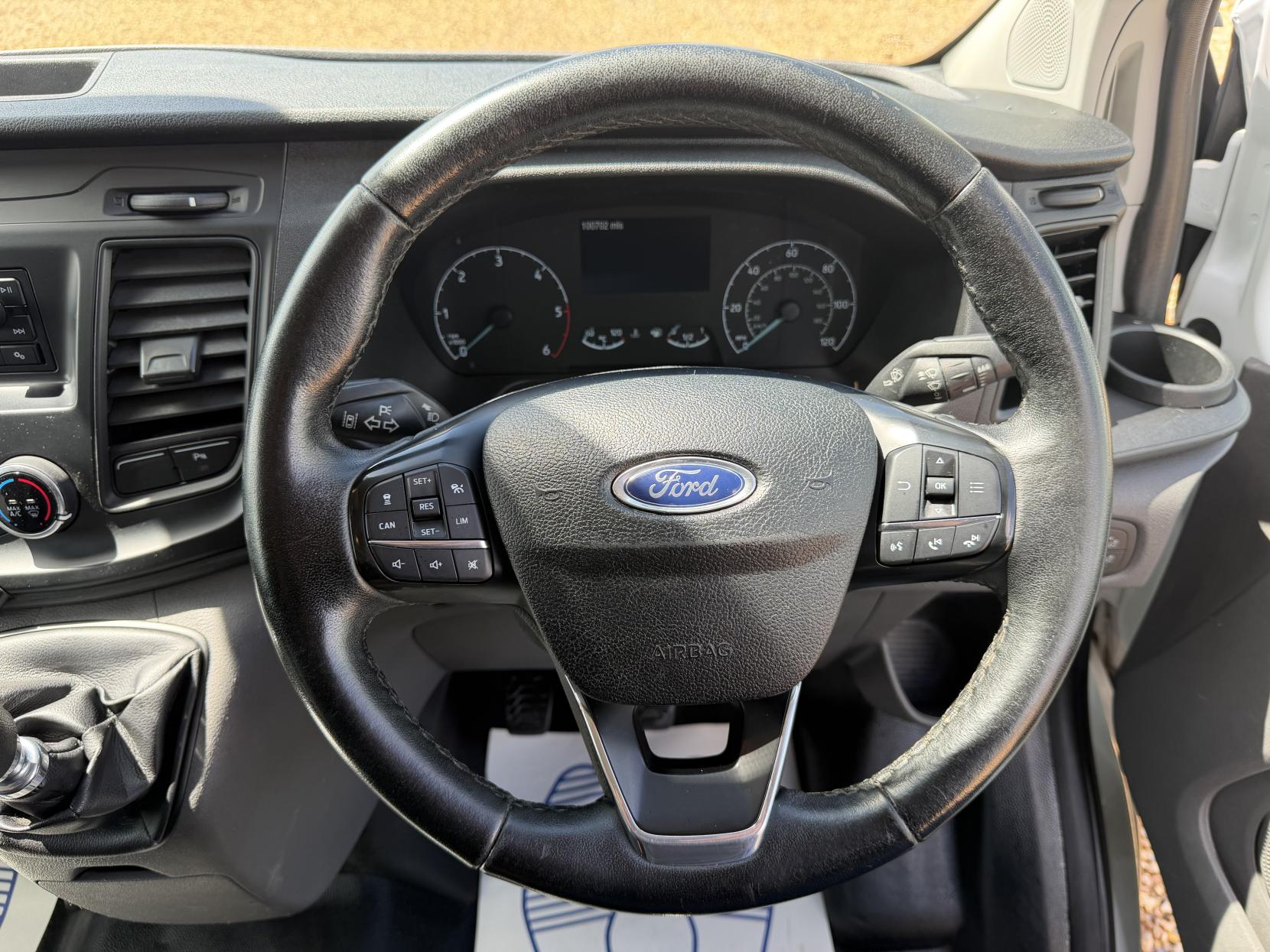 2019 Ford Transit Custom 2.0 320 EcoBlue Panel Van 5dr Diesel Manual L2 H2 Euro 6 (130 ps) - Thumbnail 38