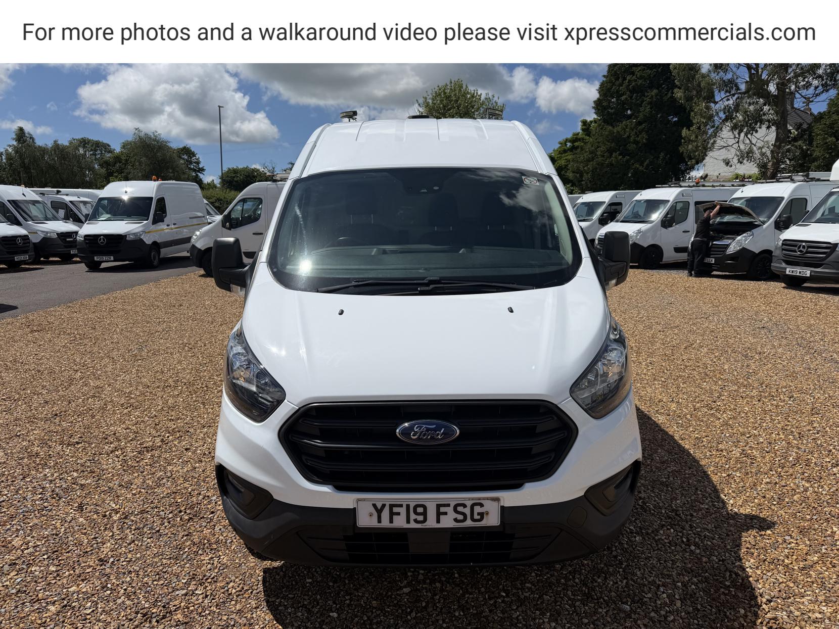 2019 Ford Transit Custom 2.0 320 EcoBlue Panel Van 5dr Diesel Manual L2 H2 Euro 6 (130 ps) - Thumbnail 6