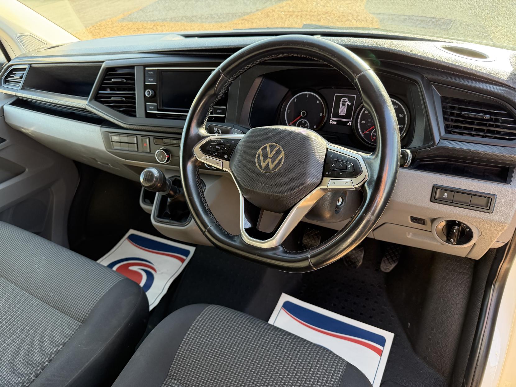 2021 Volkswagen Transporter 2.0 TDI T28 Startline Panel Van 5dr Diesel Manual FWD SWB Euro 6 (s/s) (110 ps) - Thumbnail 2