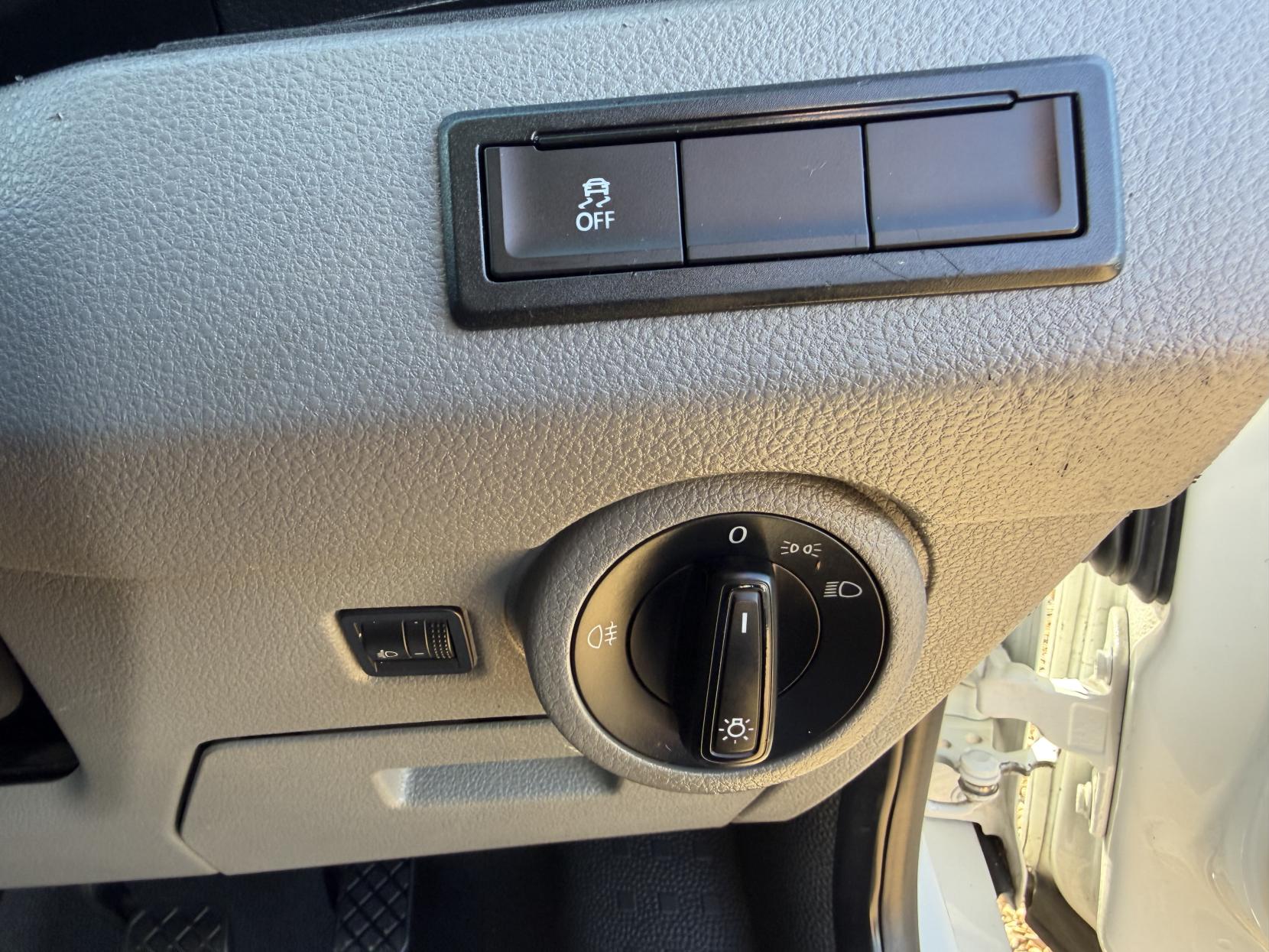 2021 Volkswagen Transporter 2.0 TDI T28 Startline Panel Van 5dr Diesel Manual FWD SWB Euro 6 (s/s) (110 ps) - Thumbnail 23