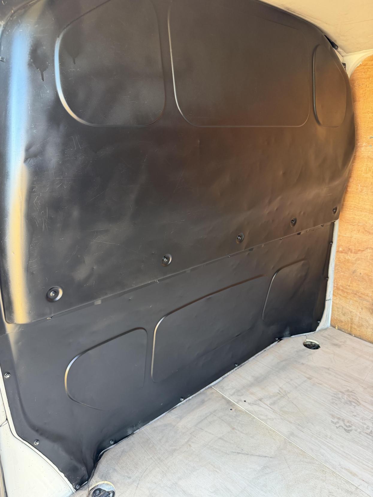 2021 Volkswagen Transporter 2.0 TDI T28 Startline Panel Van 5dr Diesel Manual FWD SWB Euro 6 (s/s) (110 ps) - Thumbnail 35