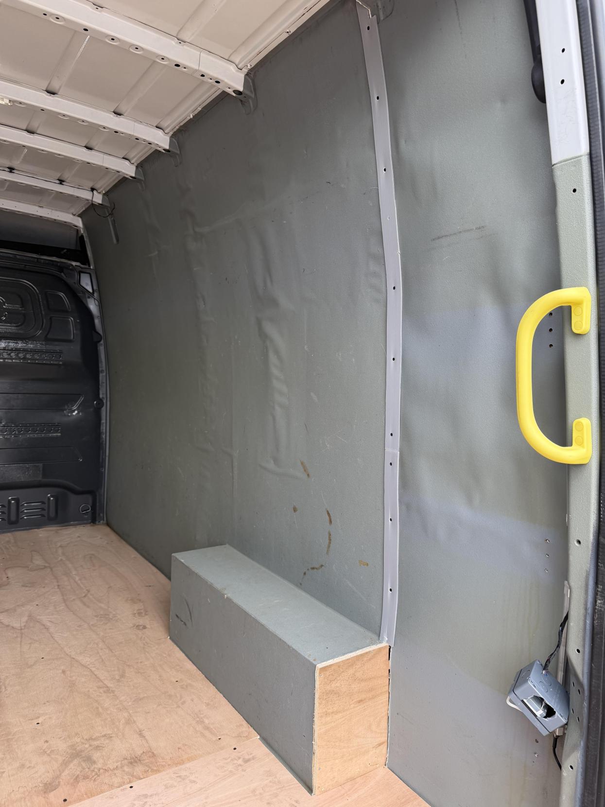 Mercedes-Benz Sprinter 2.1 316 CDI Panel Van 5dr Diesel Manual RWD L2 H2 Euro 6 (163 ps)