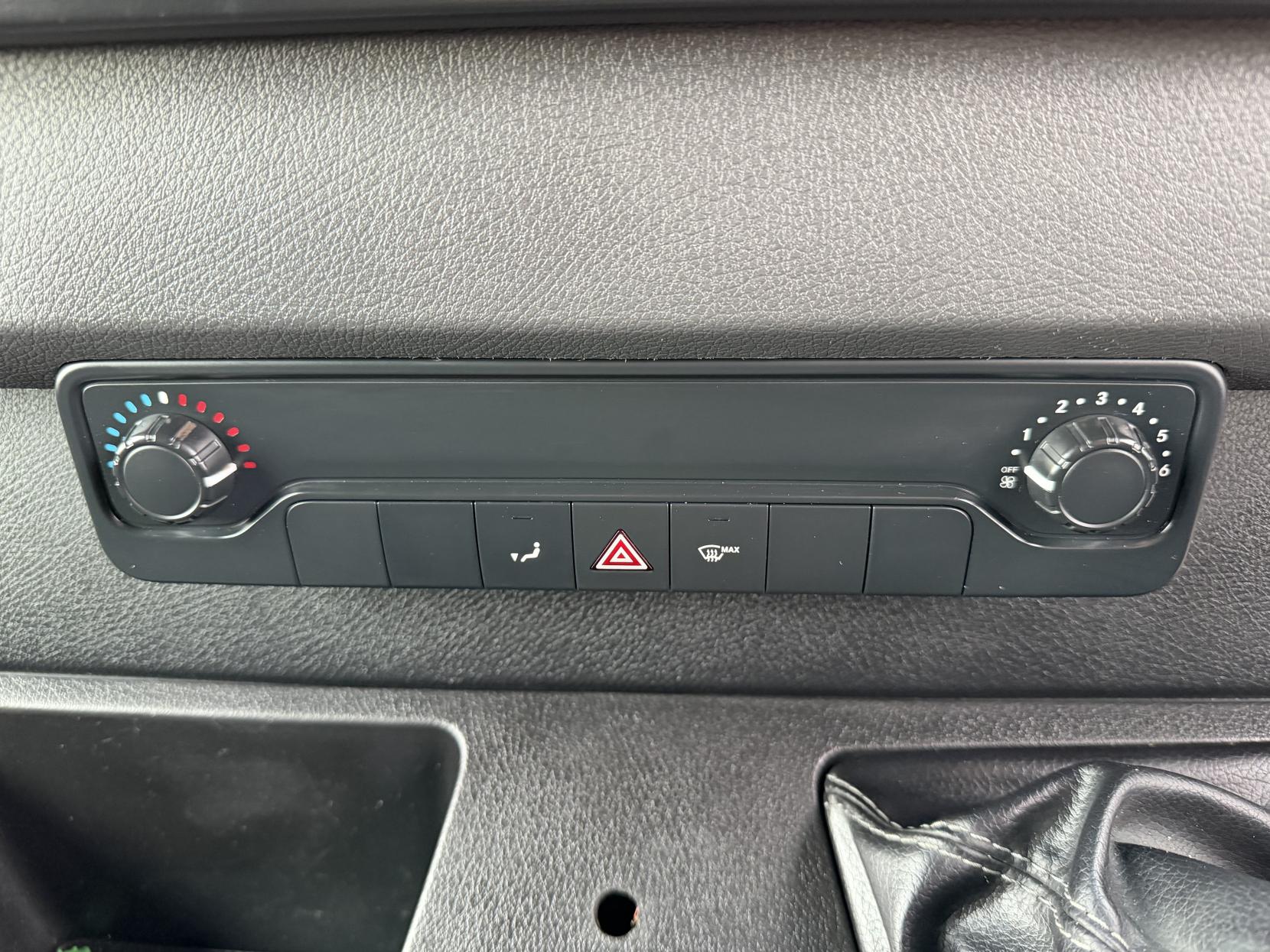 Mercedes-Benz Sprinter 2.1 316 CDI Panel Van 5dr Diesel Manual RWD L2 H2 Euro 6 (163 ps)